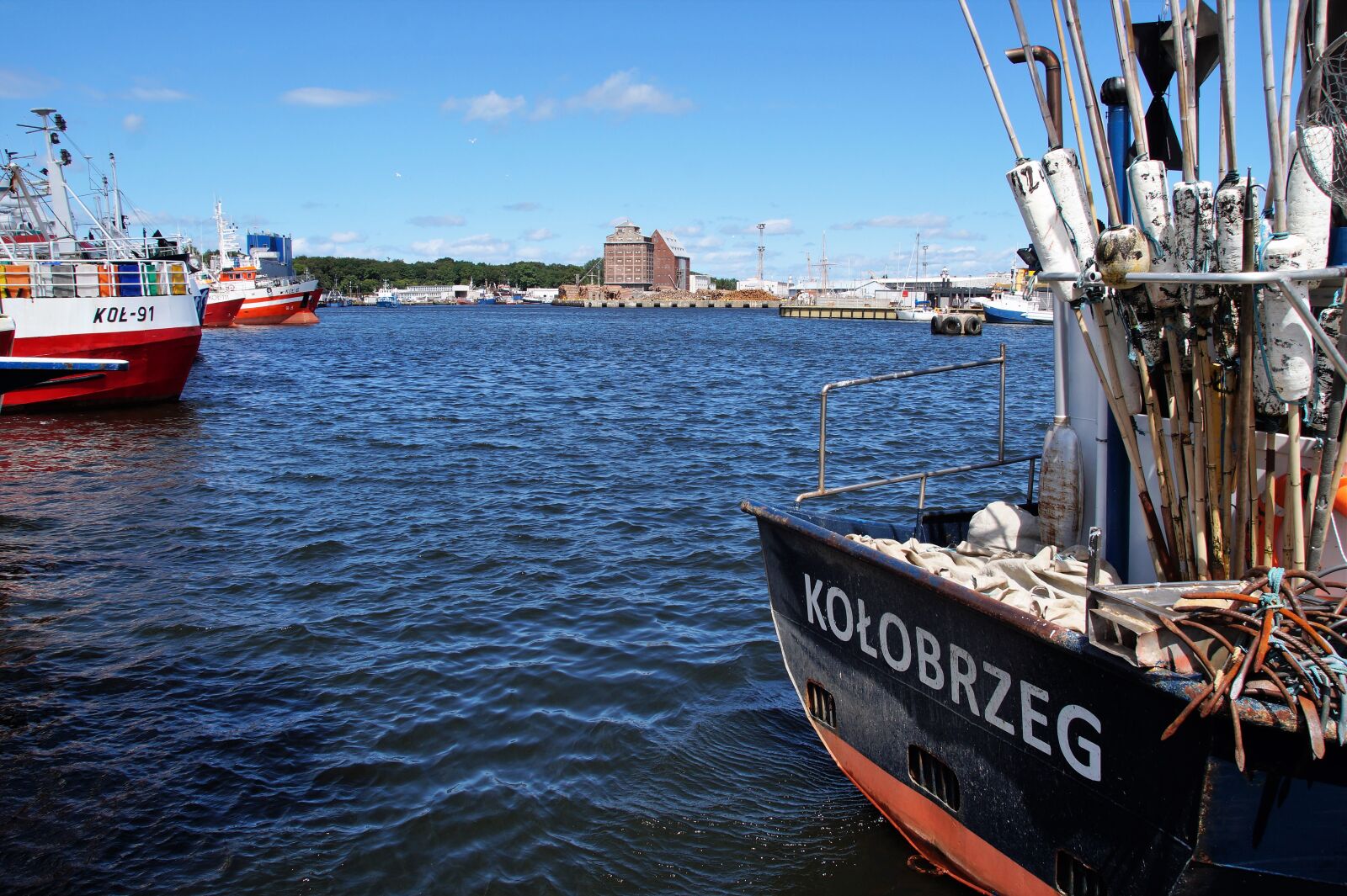Sony SLT-A58 sample photo. Kolobřeh, port, fishing photography