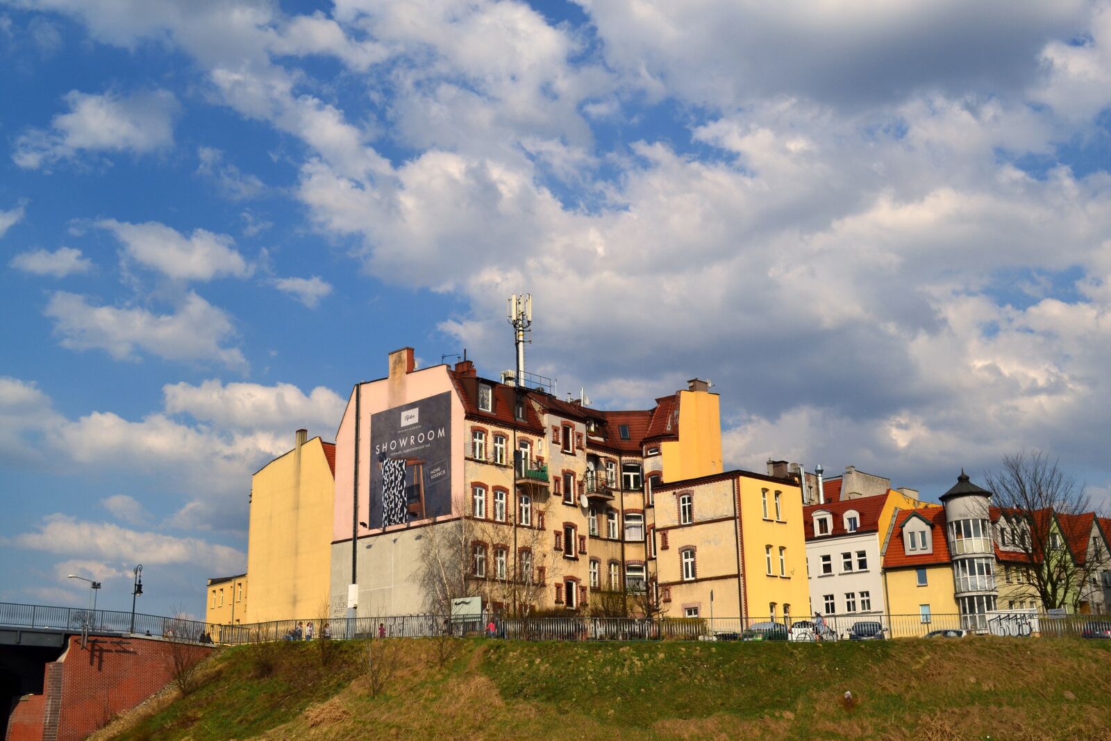 Nikon D3100 sample photo. Architecture, sky, kamienica photography