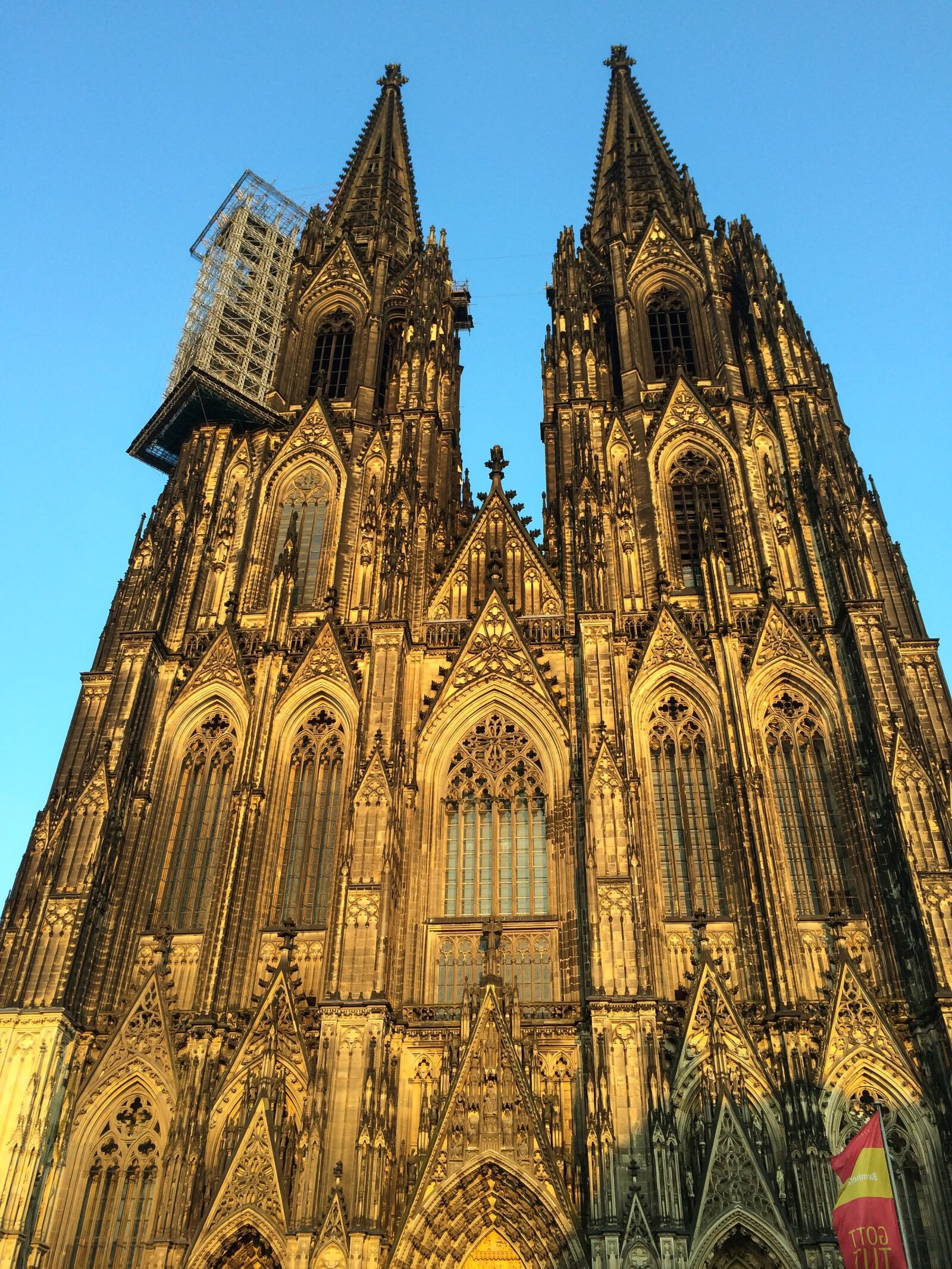 Apple iPhone 5s sample photo. Cologne cathedral, dom, church photography