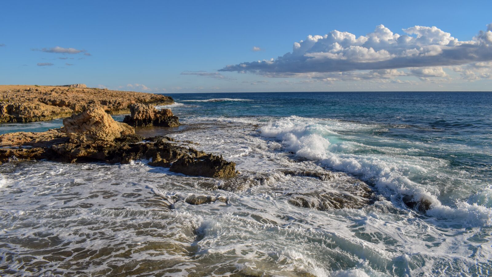 Nikon D3300 sample photo. Rocky coast, waves, sea photography