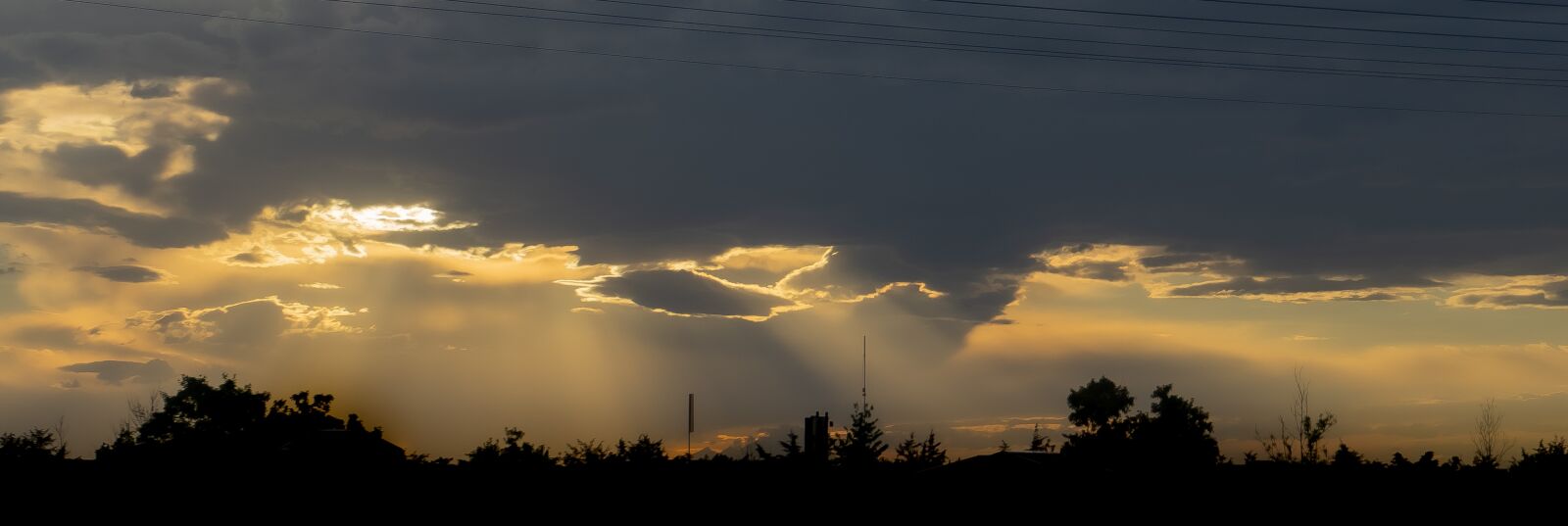 Sony FE 28-70mm F3.5-5.6 OSS sample photo. Sunset, sky, landscape photography