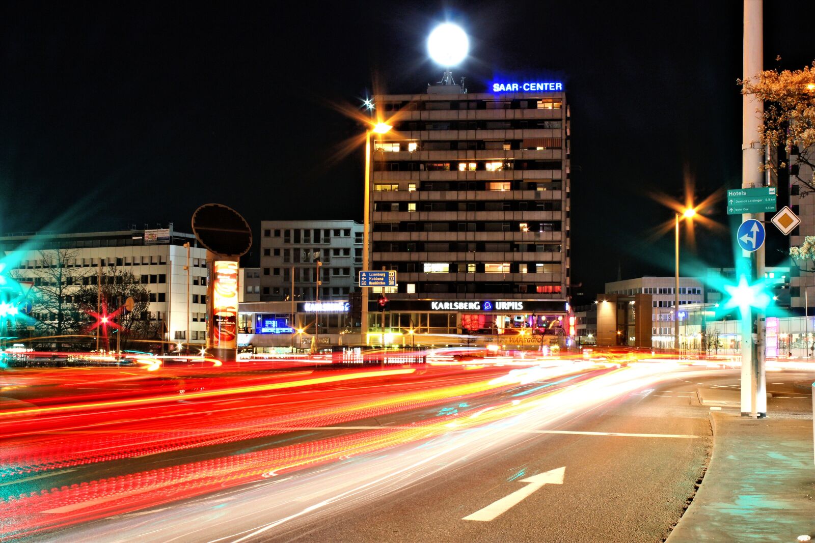 Canon EOS 600D (Rebel EOS T3i / EOS Kiss X5) sample photo. Saarbrücken, lights, city photography