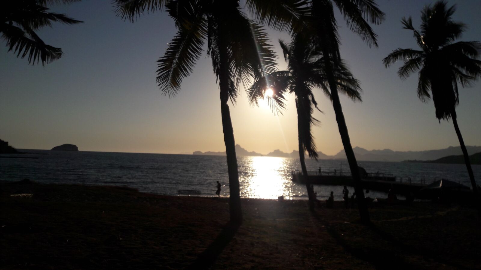Samsung Galaxy J7 sample photo. Sunset, in beach, mexico photography