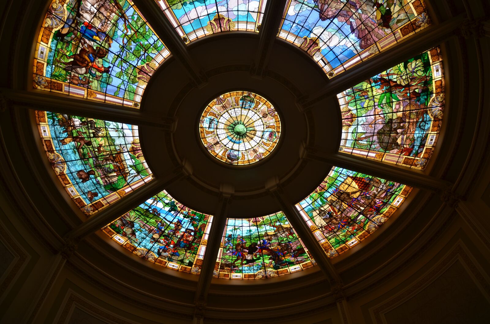 Nikon D7000 sample photo. Stained glass, araxa, termas photography