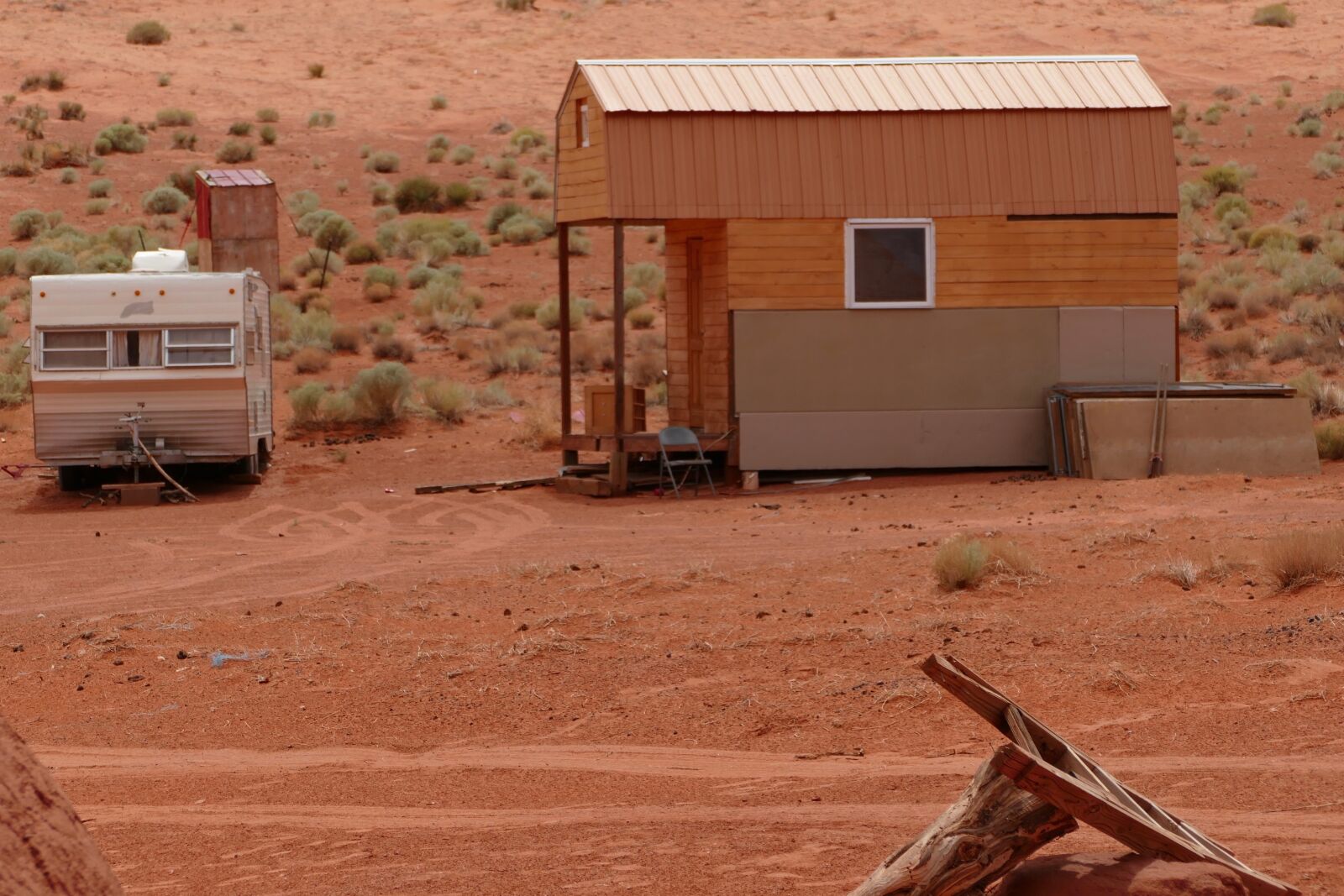 Panasonic Lumix DMC-FZ1000 sample photo. Tiny, house, navajo photography