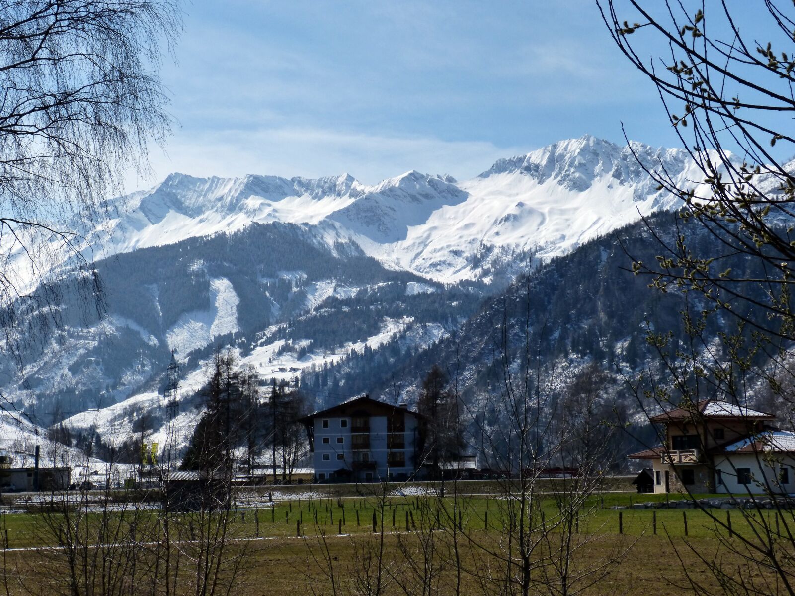 Panasonic DMC-FZ62 sample photo. Uttendorf, high tauern, zw photography