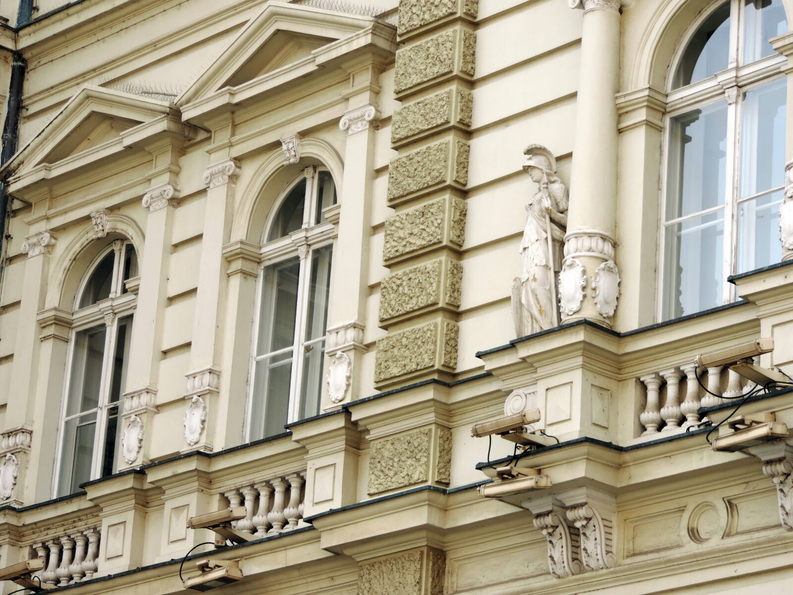 Nikon Coolpix P520 sample photo. Baroque, sculpture, architecture, facade photography