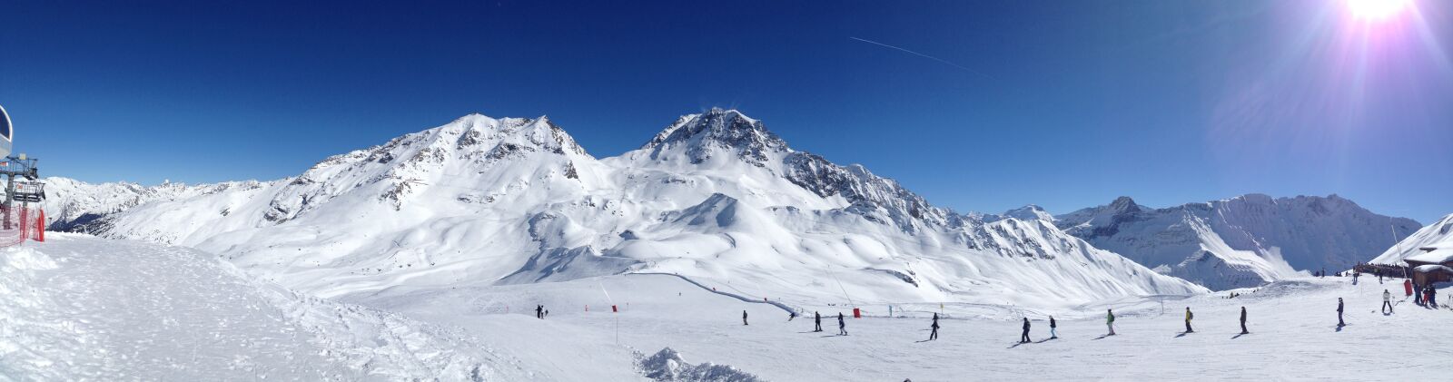 iPhone 4S back camera 4.28mm f/2.4 sample photo. Ski, sun, snow photography