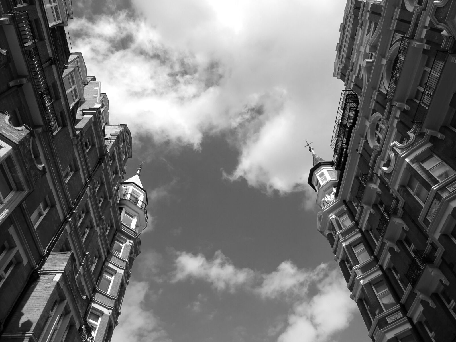Sony DSC-HX60 sample photo. Apartments, architecture, black, and photography
