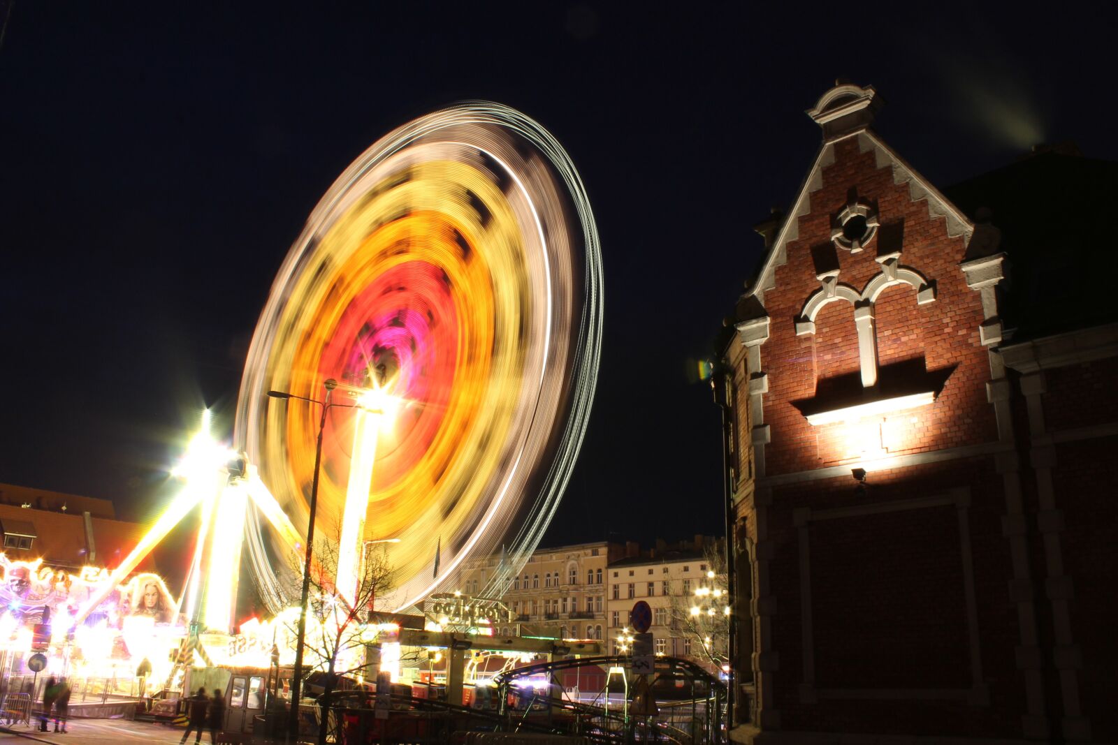 Canon EOS 1100D (EOS Rebel T3 / EOS Kiss X50) sample photo. Wheel, the festival, light photography
