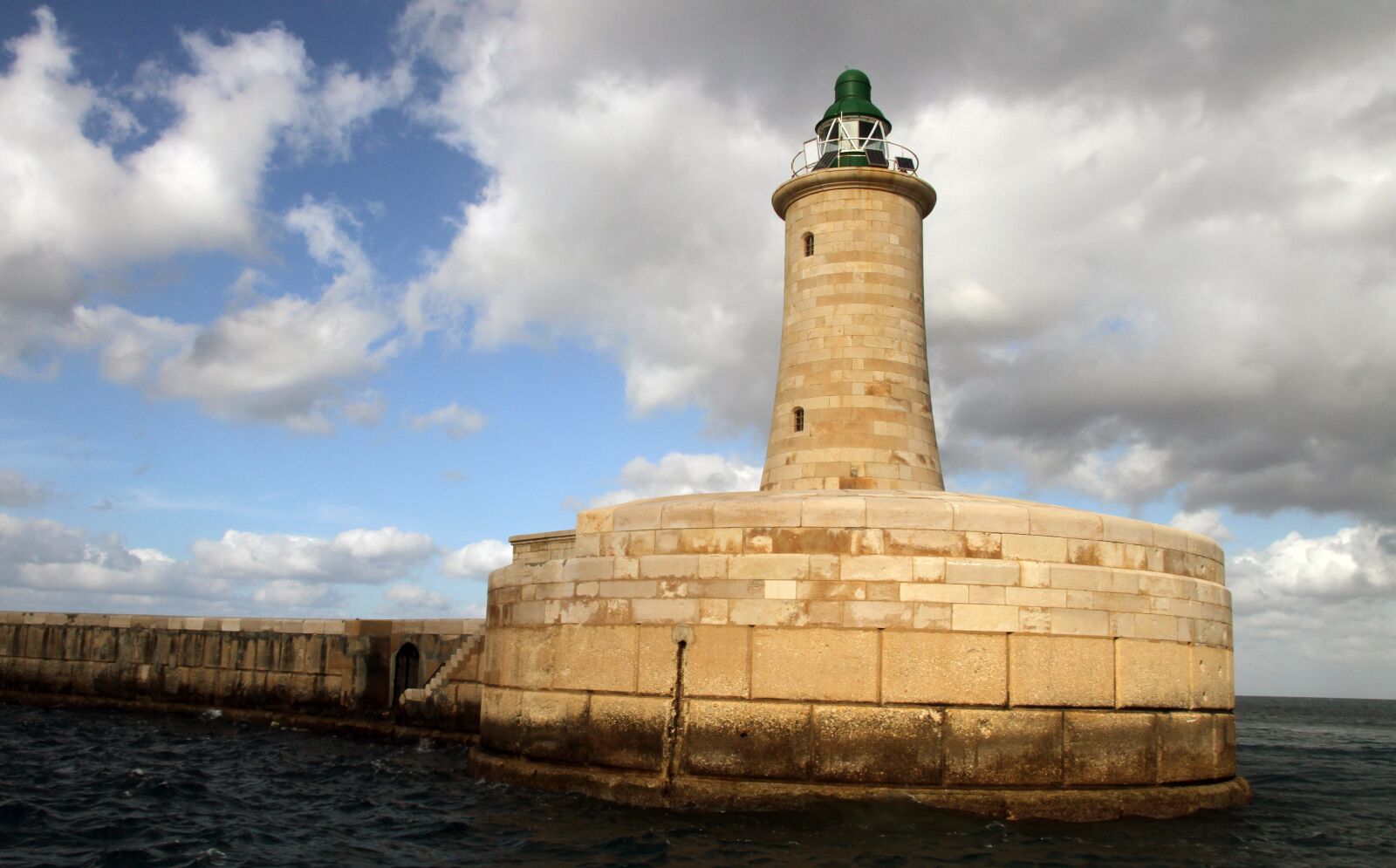 Canon EOS 7D sample photo. Lighthouse, water, travel photography