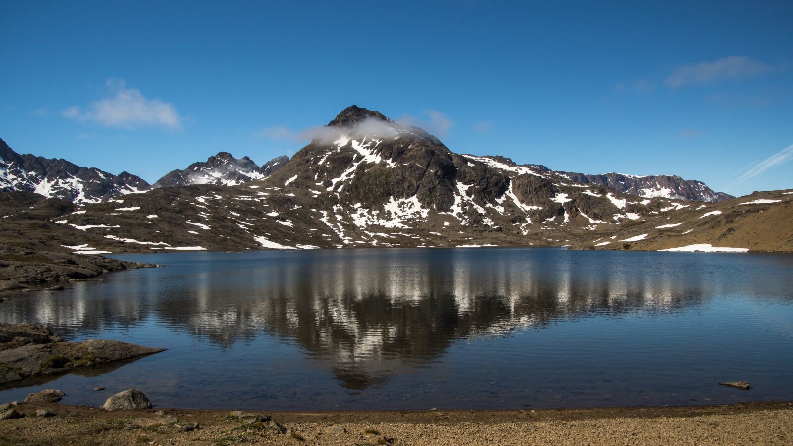 Tamron 16-300mm F3.5-6.3 Di II VC PZD Macro sample photo. Mountain, lake, wilderness photography