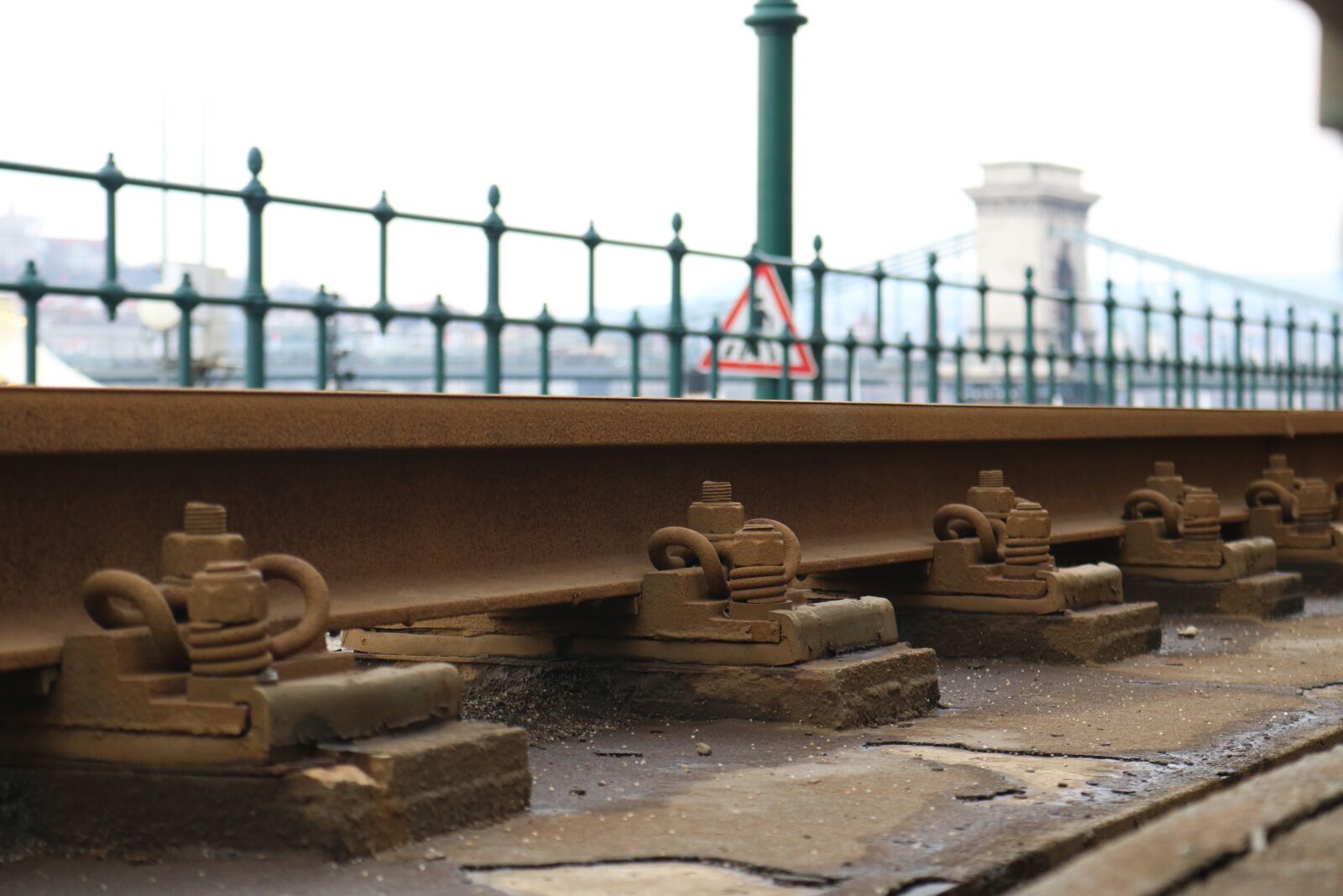 Canon EOS 750D (EOS Rebel T6i / EOS Kiss X8i) sample photo. Rails, train, tram photography