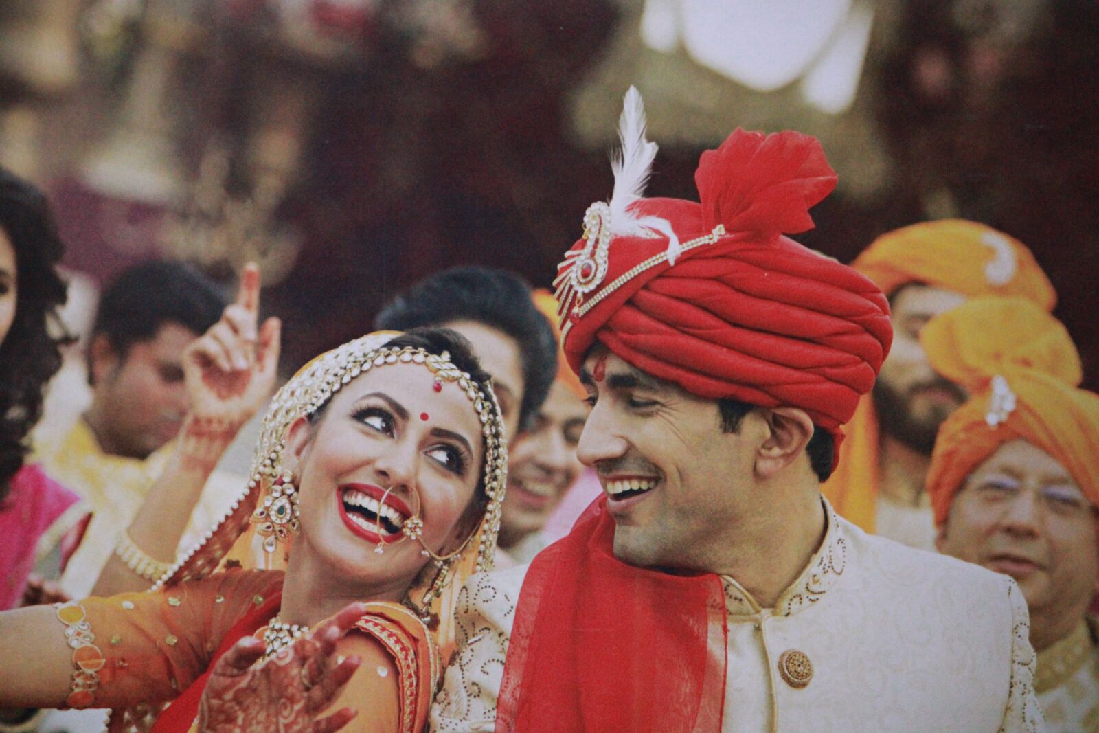 Canon EF-S 55-250mm F4-5.6 IS II sample photo. Indian wedding, indian couple photography