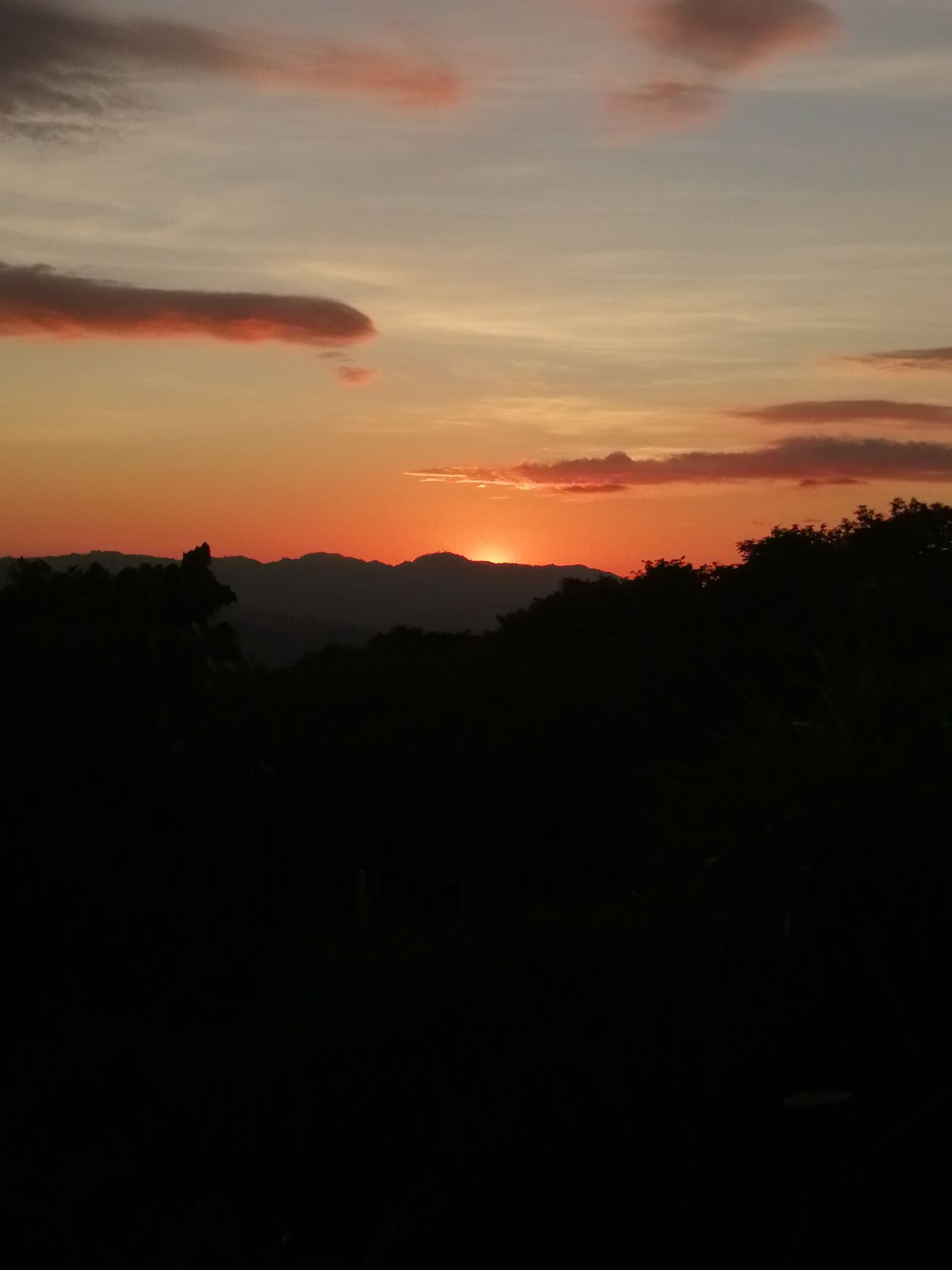 HUAWEI JKM-LX3 sample photo. Sunset, mountain, orange sky photography