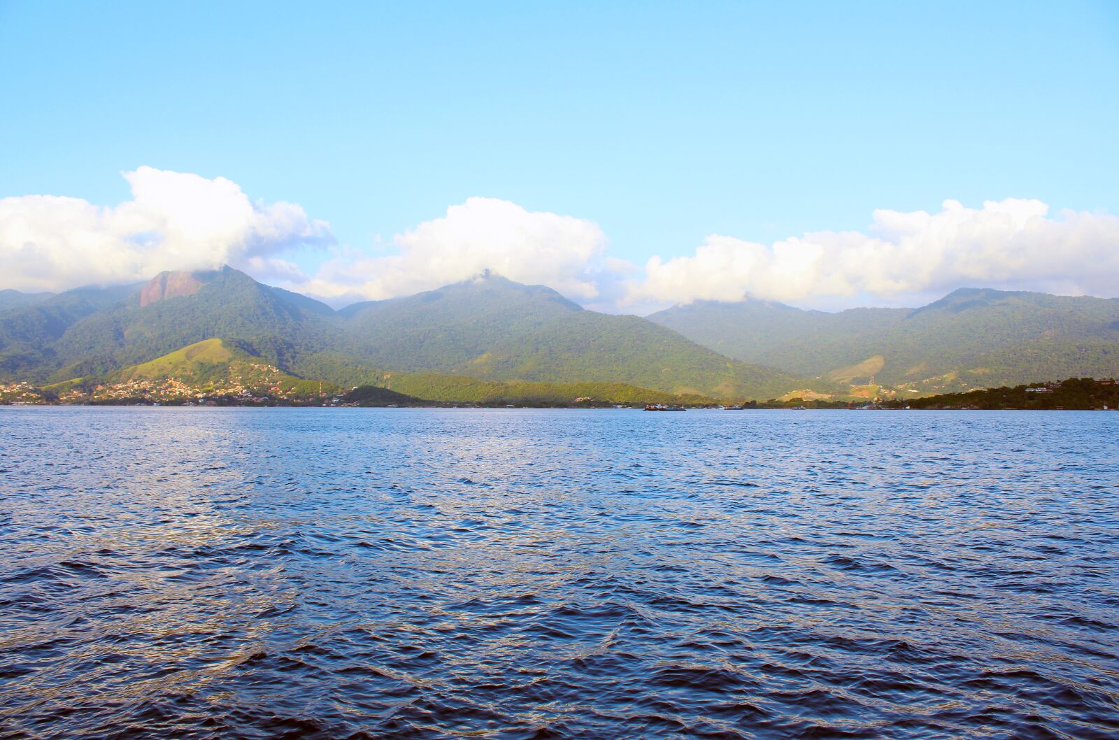 Canon EOS 650D (EOS Rebel T4i / EOS Kiss X6i) sample photo. Island, mar, horizon photography