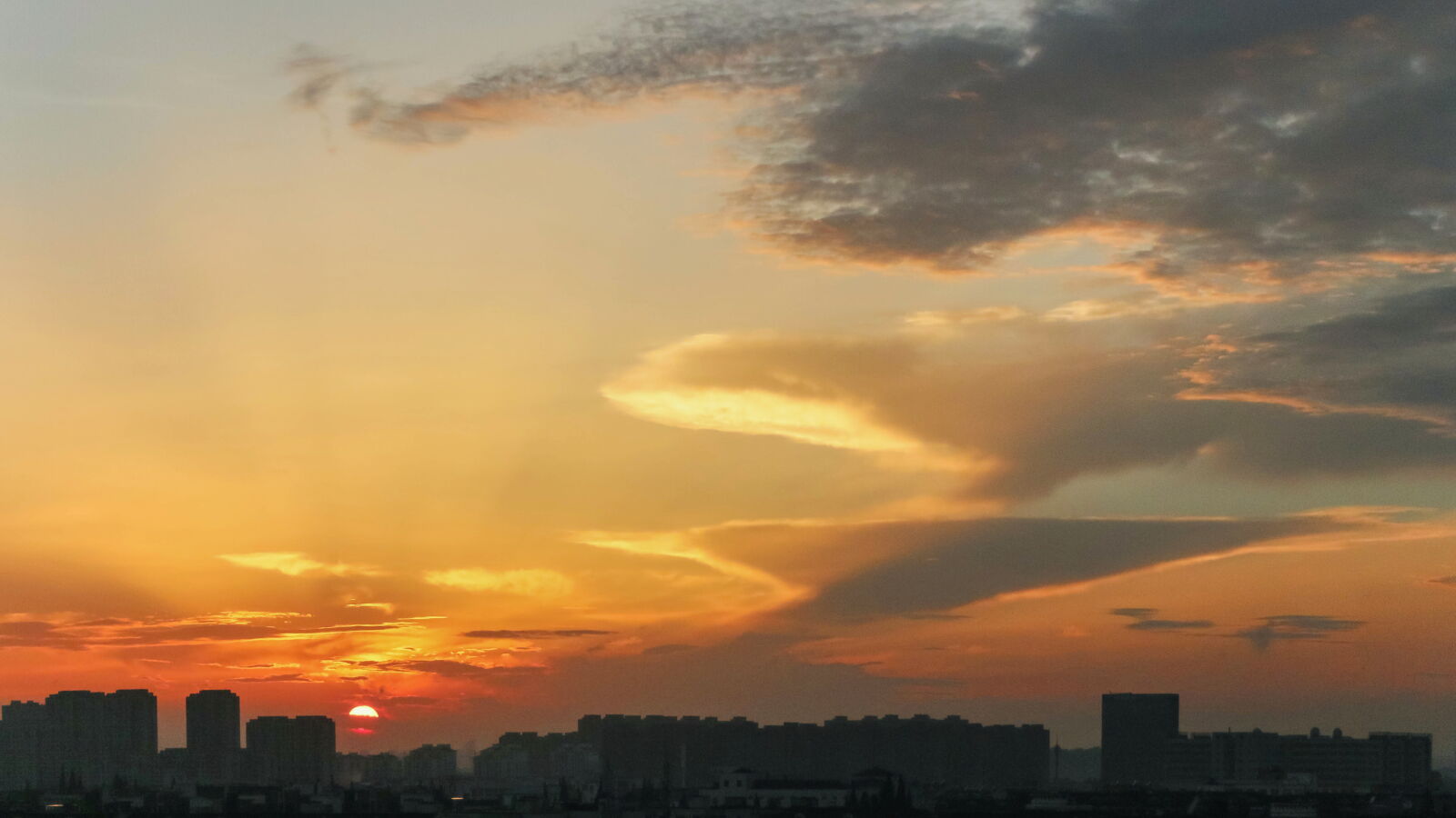Canon EOS 70D sample photo. Sun photography