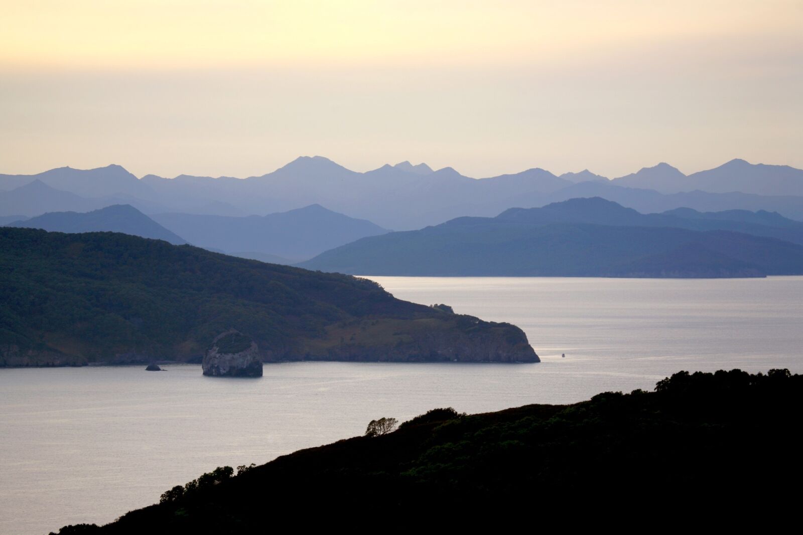 Canon EOS 5D sample photo. Bay, sea, ship photography