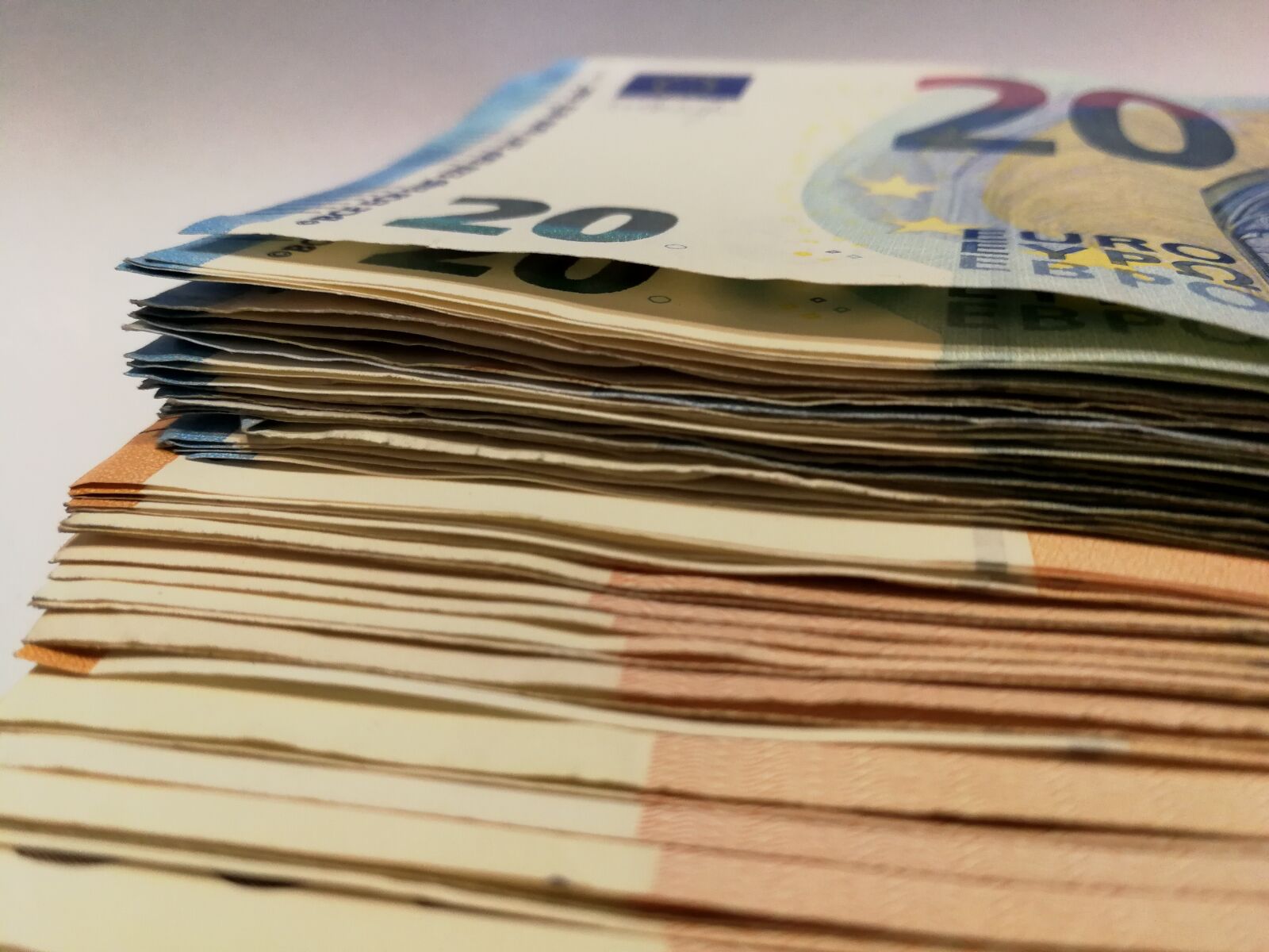 HUAWEI P10 sample photo. Money, euro, the european photography