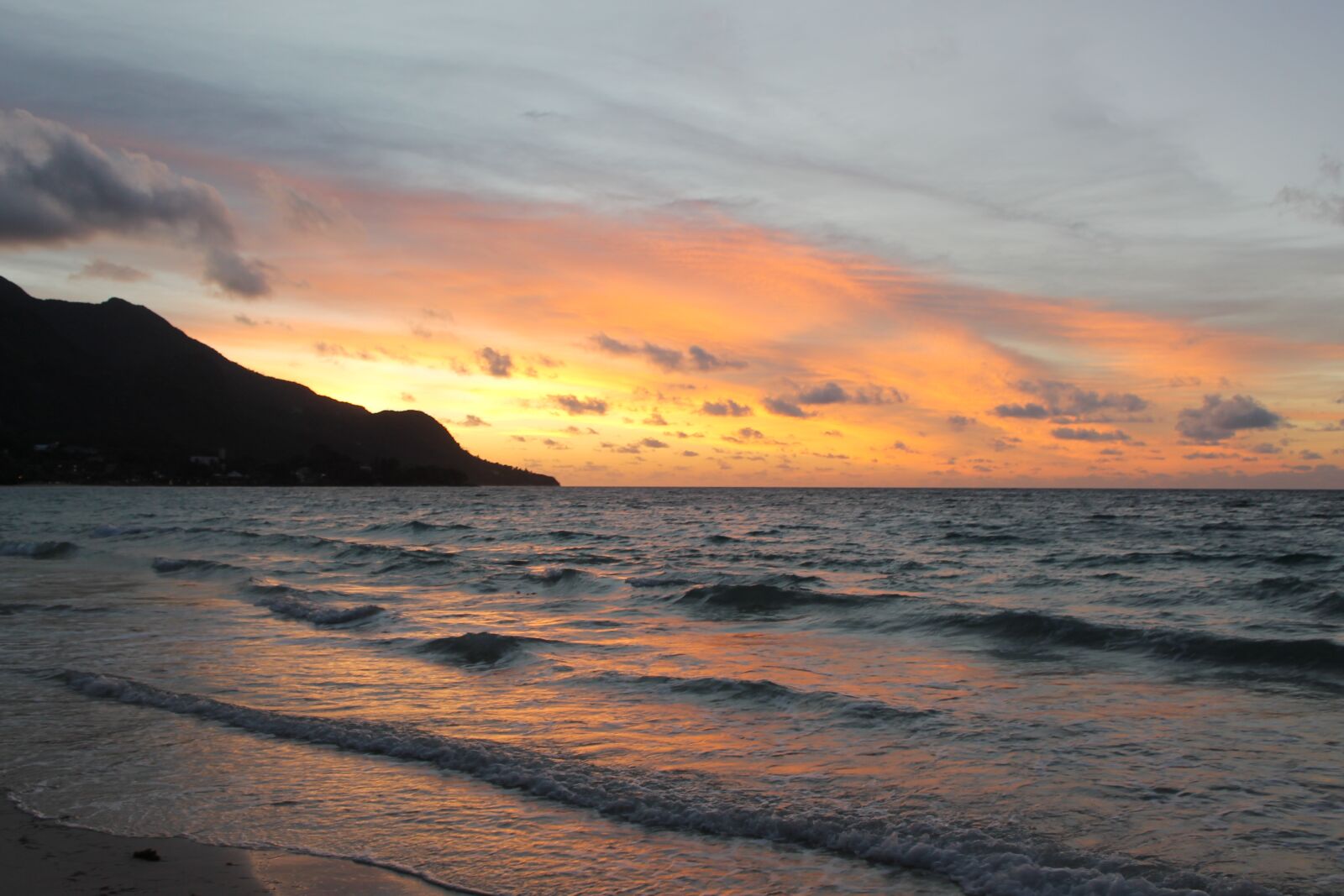 Canon EOS 1100D (EOS Rebel T3 / EOS Kiss X50) sample photo. Seychelles, sunset, ocean photography