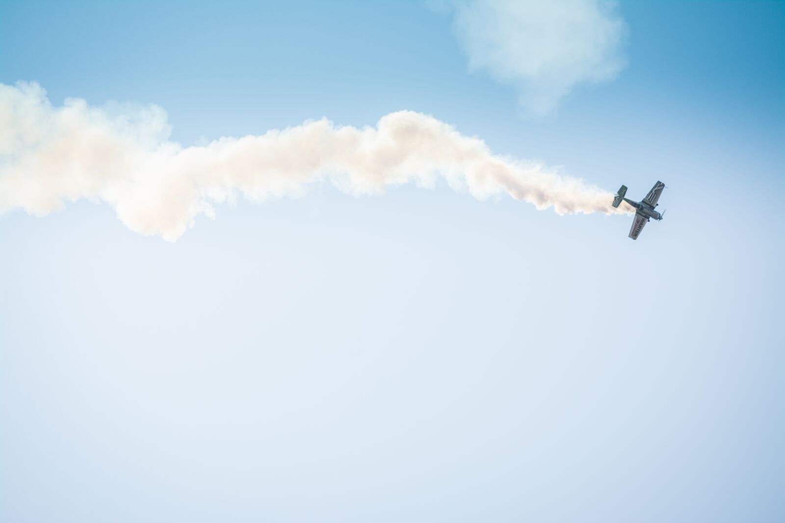 Nikon D7100 sample photo. Sky, the airplane, flat photography