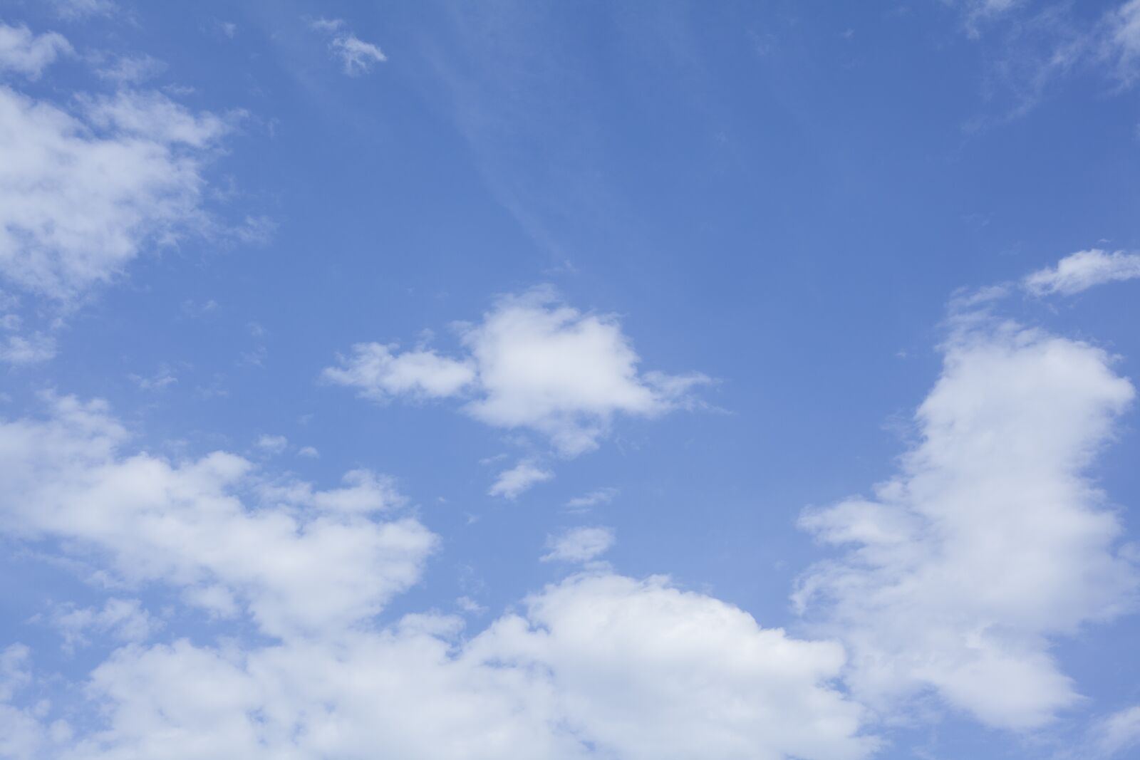 Canon EF 50mm F1.8 II sample photo. Cloud, blue, abstract photography