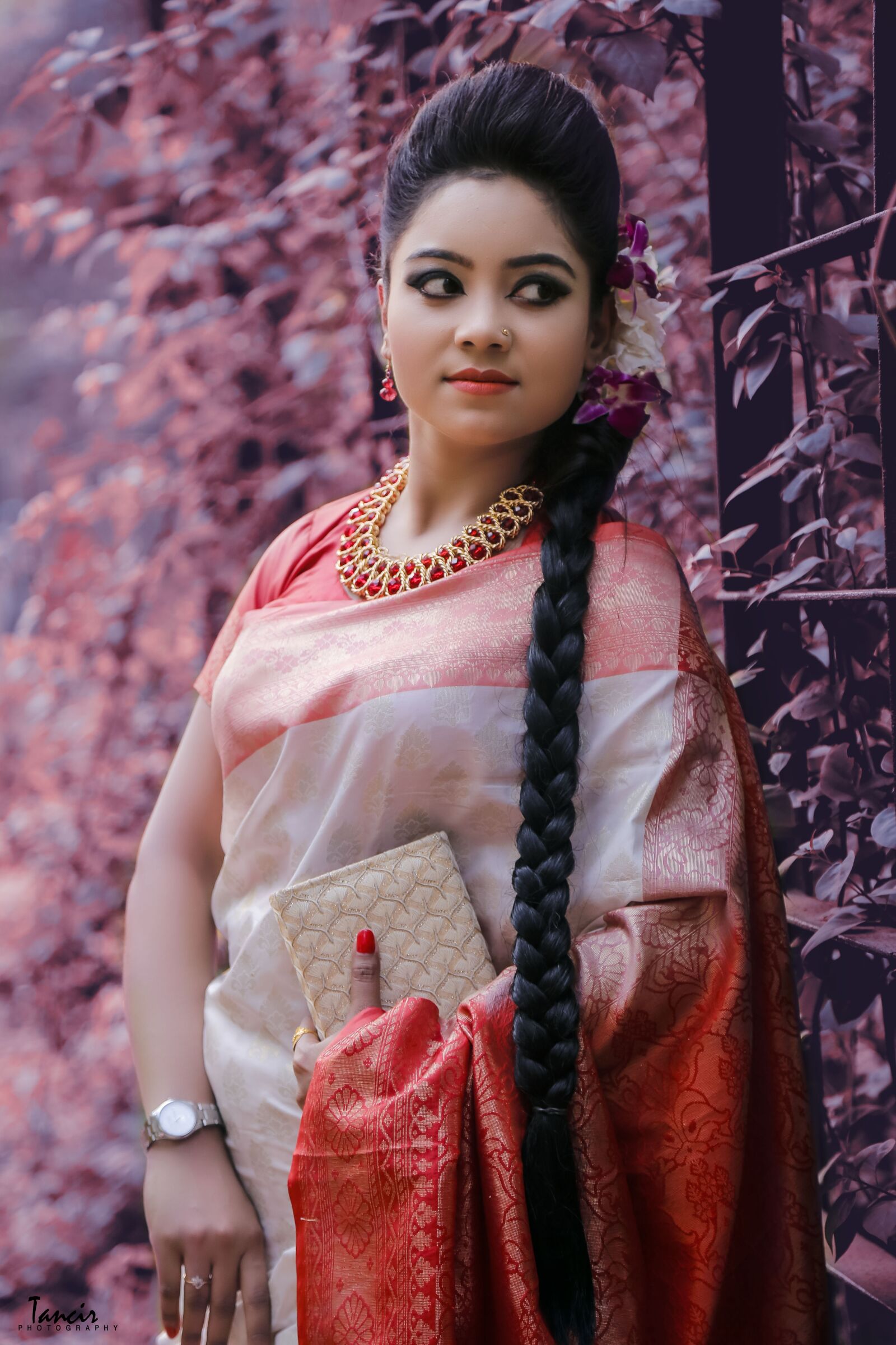 Canon EOS 6D + Canon EF 24-105mm F4L IS USM sample photo. Woman, portrait, girl photography