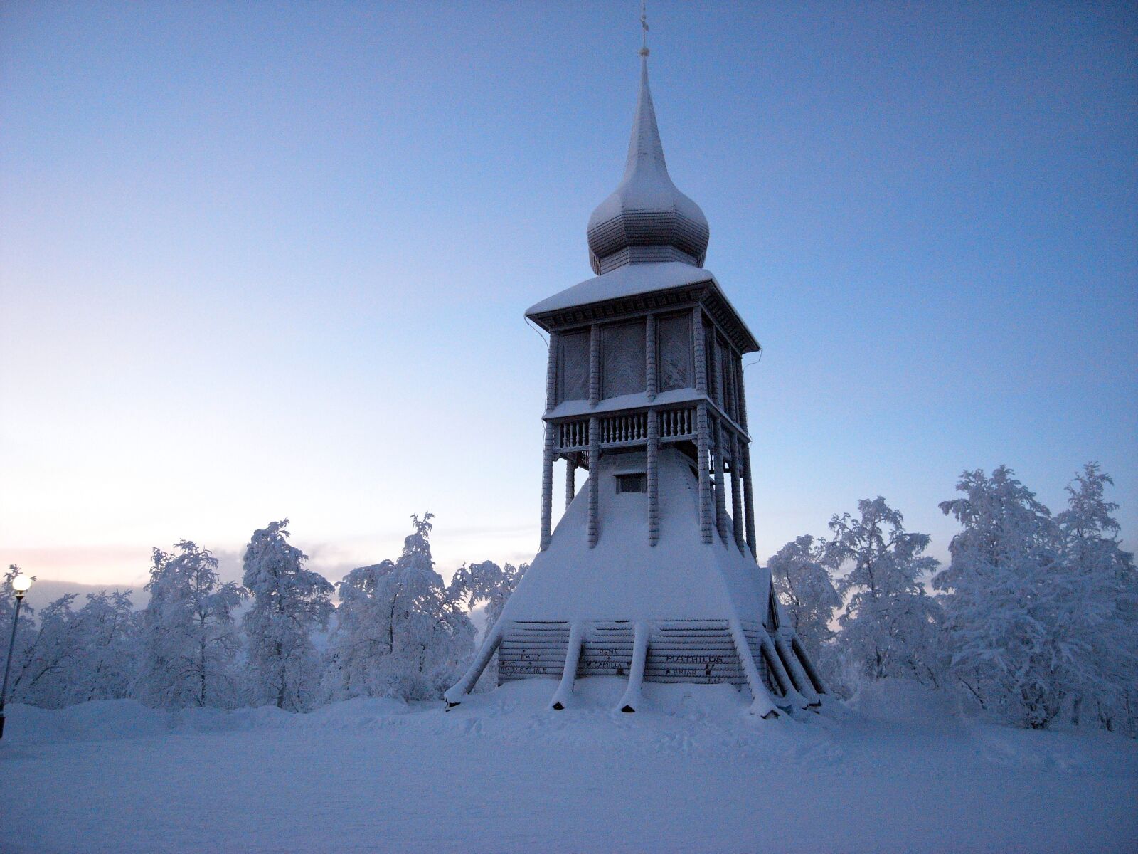 Ricoh Caplio GX100 sample photo. Arctic, snow, winter photography