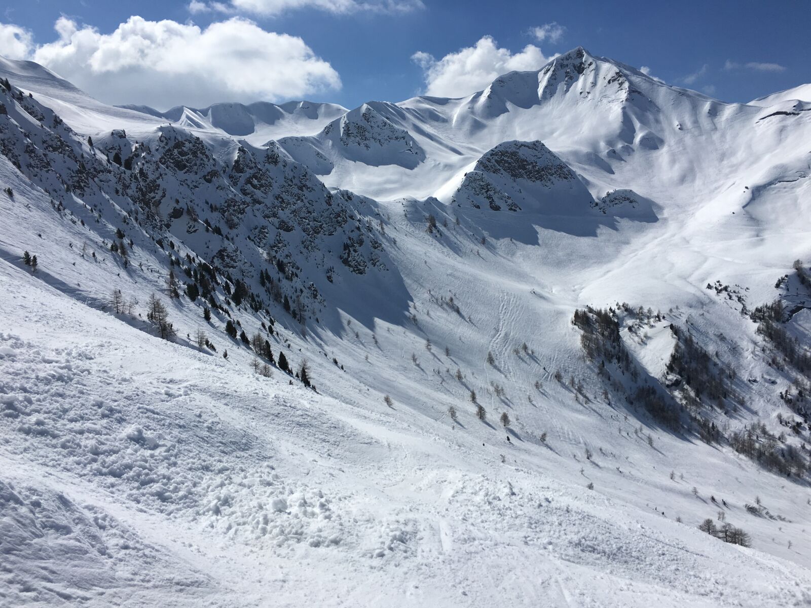 Apple iPhone 6s sample photo. Mountain, ski, sun photography