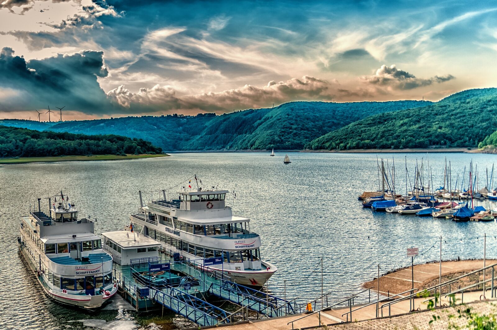 Nikon D700 sample photo. Schwammenauel, rursee, shipping photography