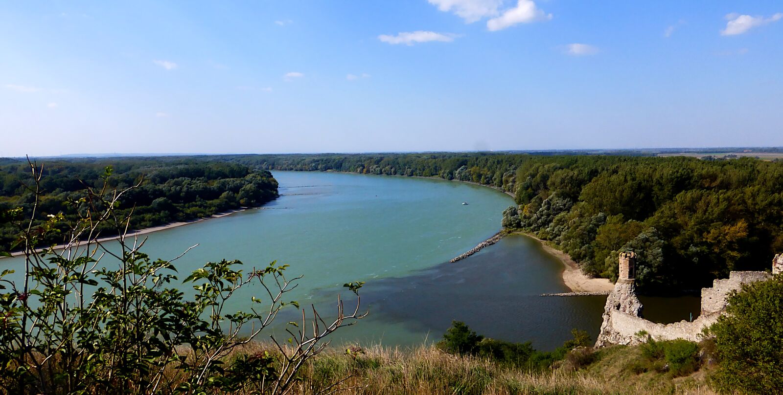 Panasonic Lumix DMC-ZS25 (Lumix DMC-TZ35) sample photo. Nature, hungary, danube photography