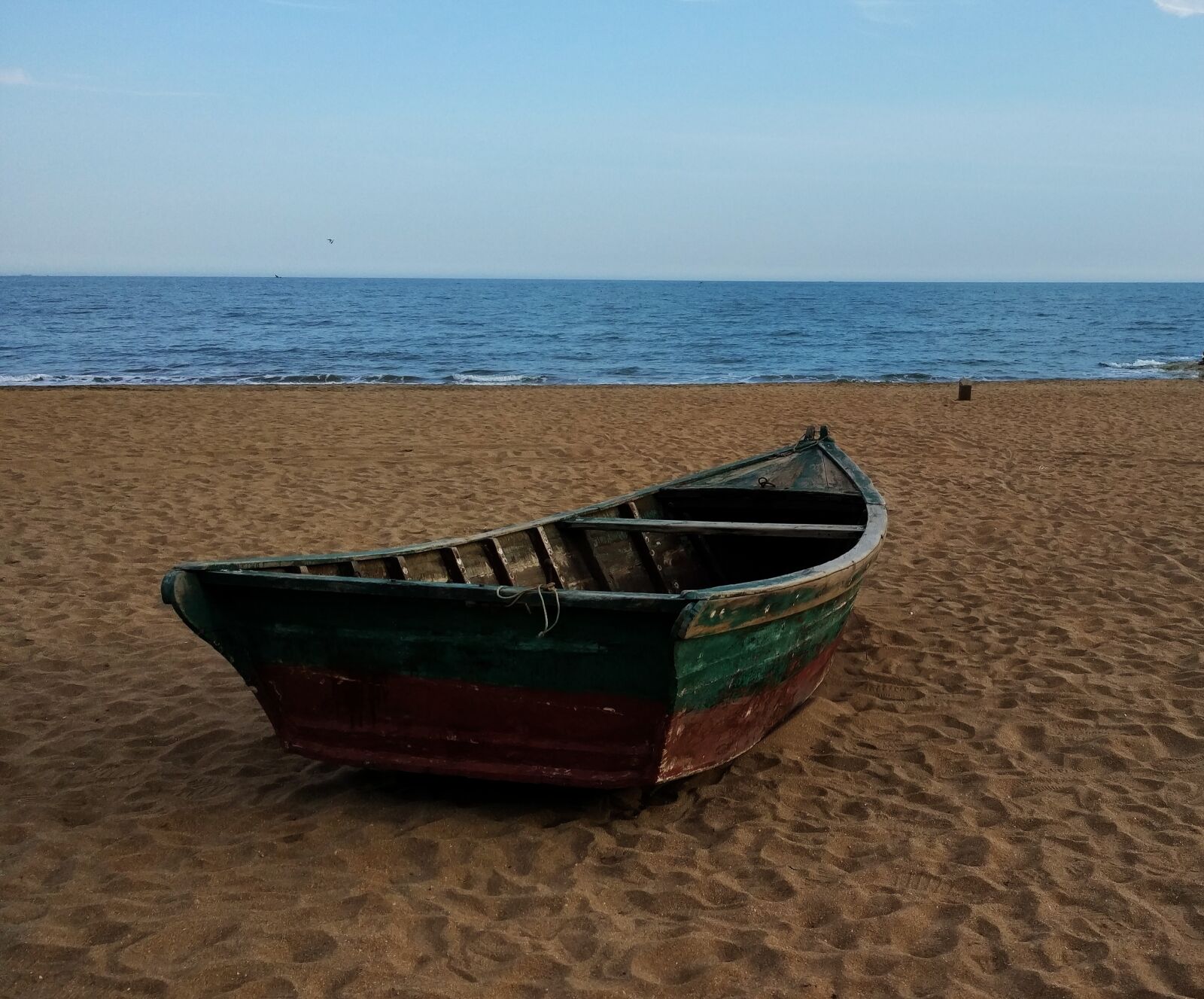 Xiaomi Mi-4c sample photo. Sandy, beach, boat photography