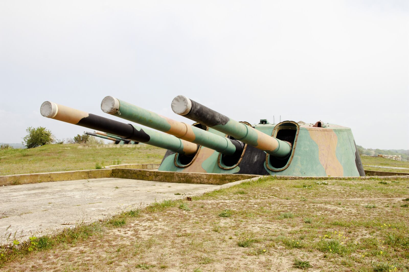 Canon EOS 650D (EOS Rebel T4i / EOS Kiss X6i) sample photo. Sevastopol, 30 coastal battery, weapons photography