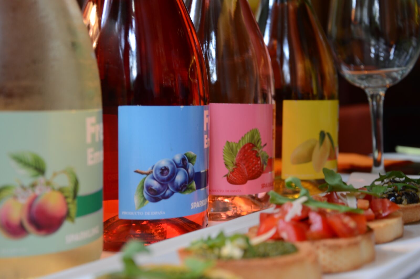 Nikon D7000 sample photo. Wine, juice, snack photography