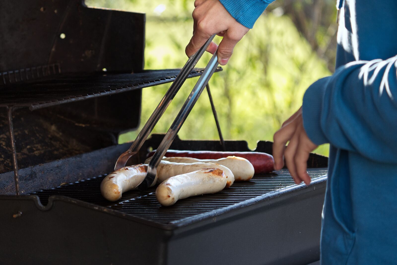 Sony a7 II sample photo. Sausage, grill, barbecue photography