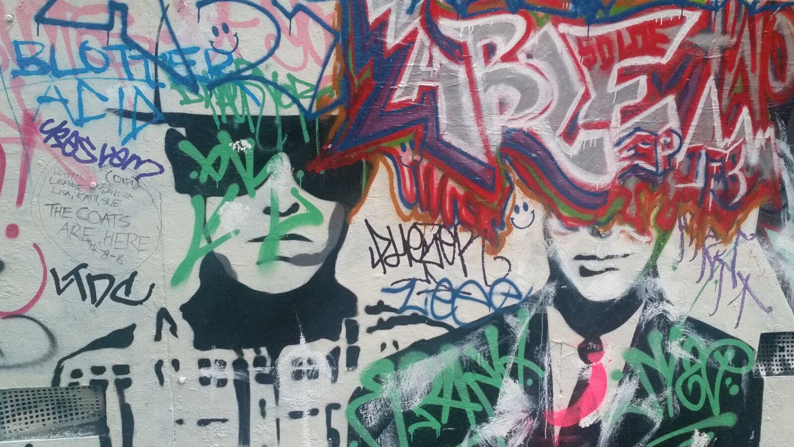Samsung Galaxy S5 sample photo. Hosier lane, pet shop photography
