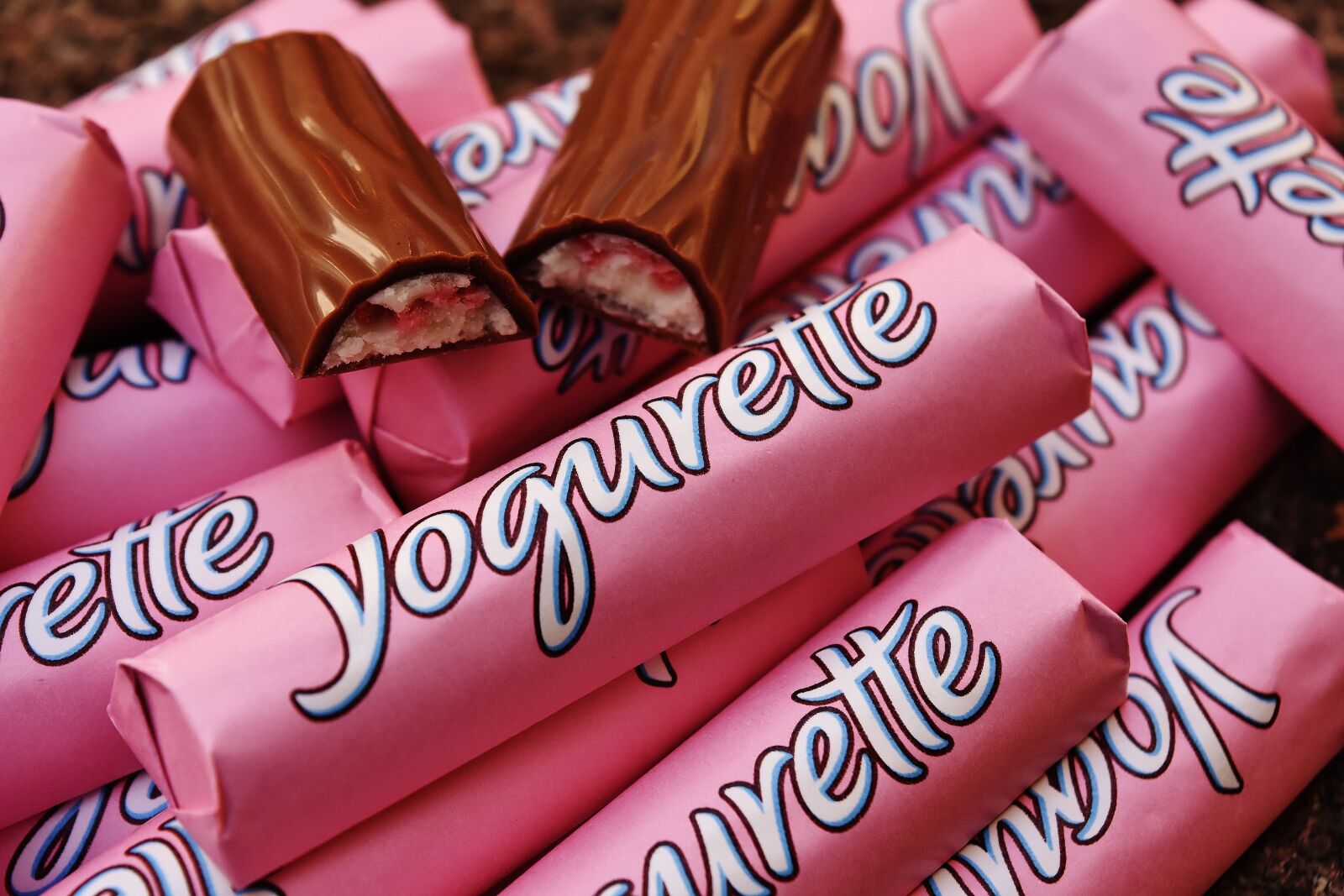 Nikon D7200 sample photo. Jogurette, candy bar, chocolate photography