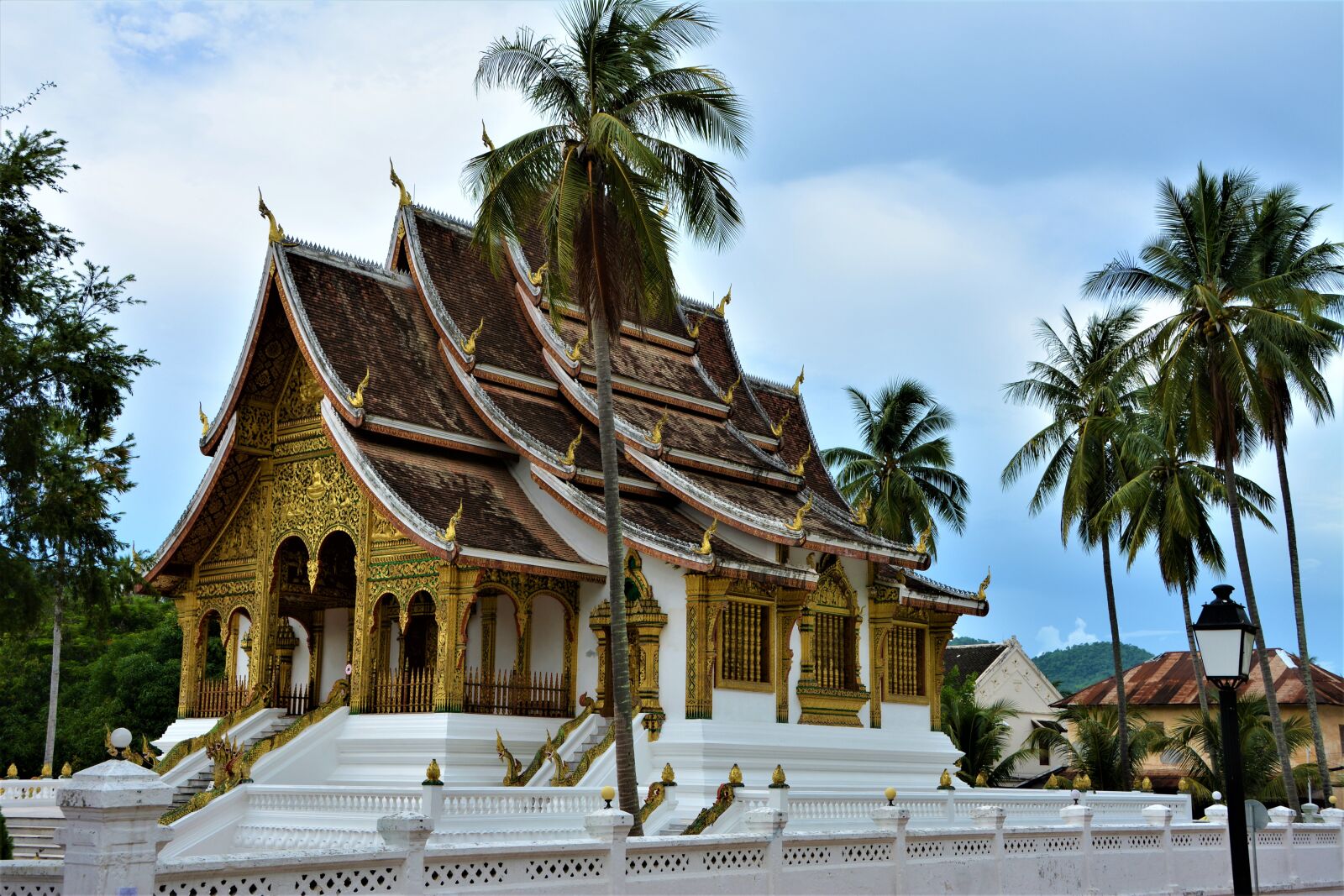 Nikon D7100 sample photo. Travel, architecture, laos photography