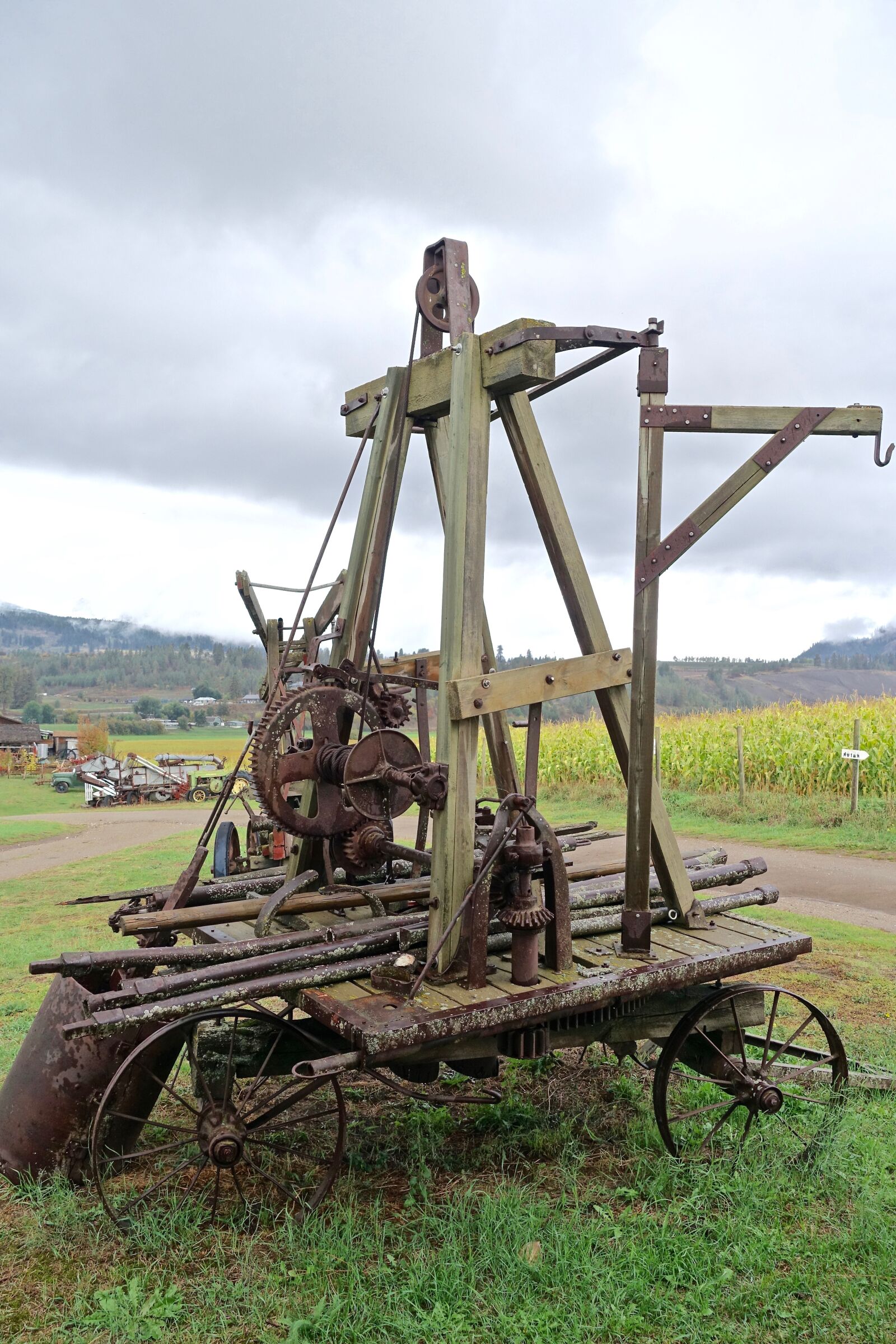 Sony Cyber-shot DSC-RX100 III sample photo. Machine, agriculture, pulley photography
