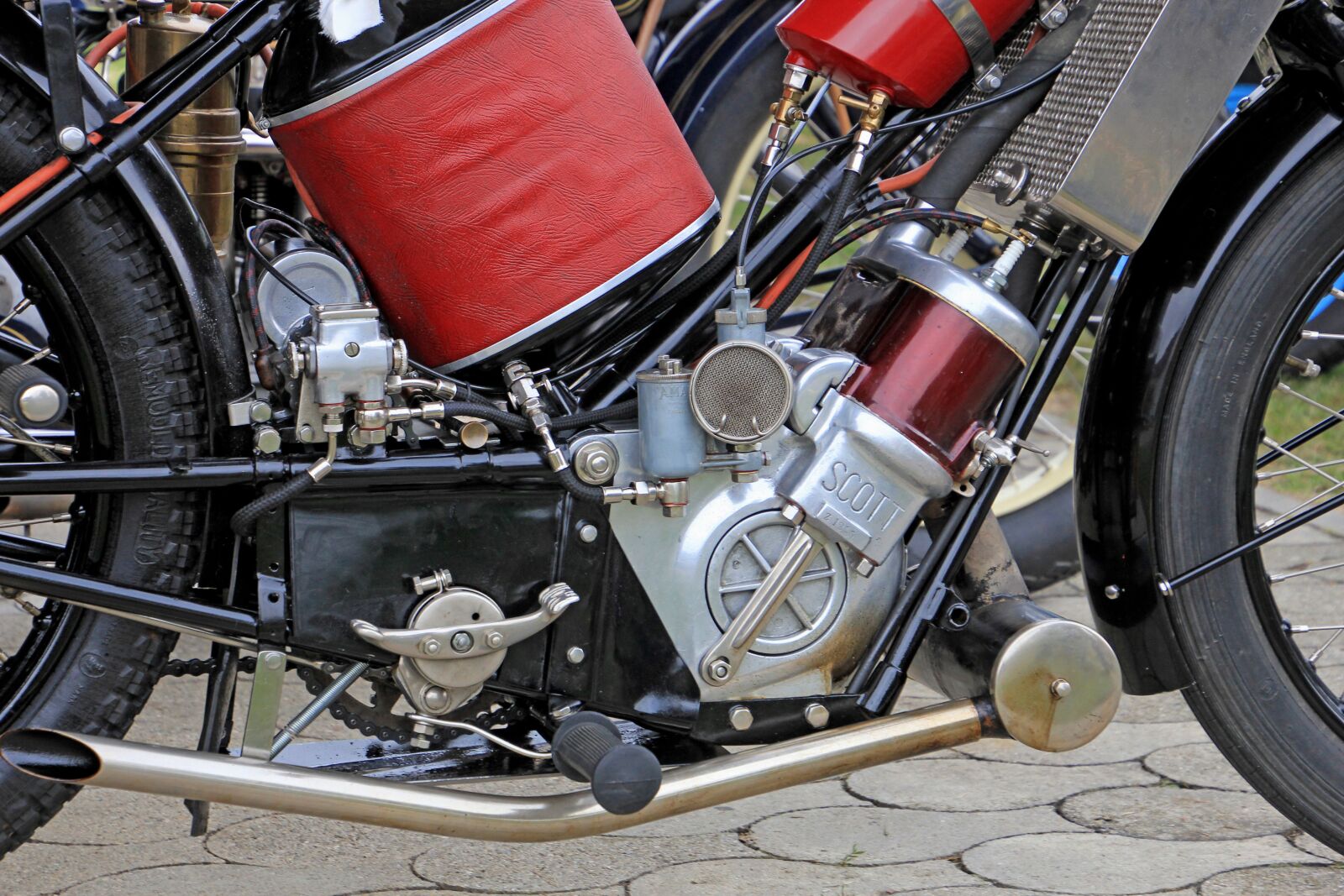 Canon EOS 60D sample photo. Motorcycle, motor, technology photography