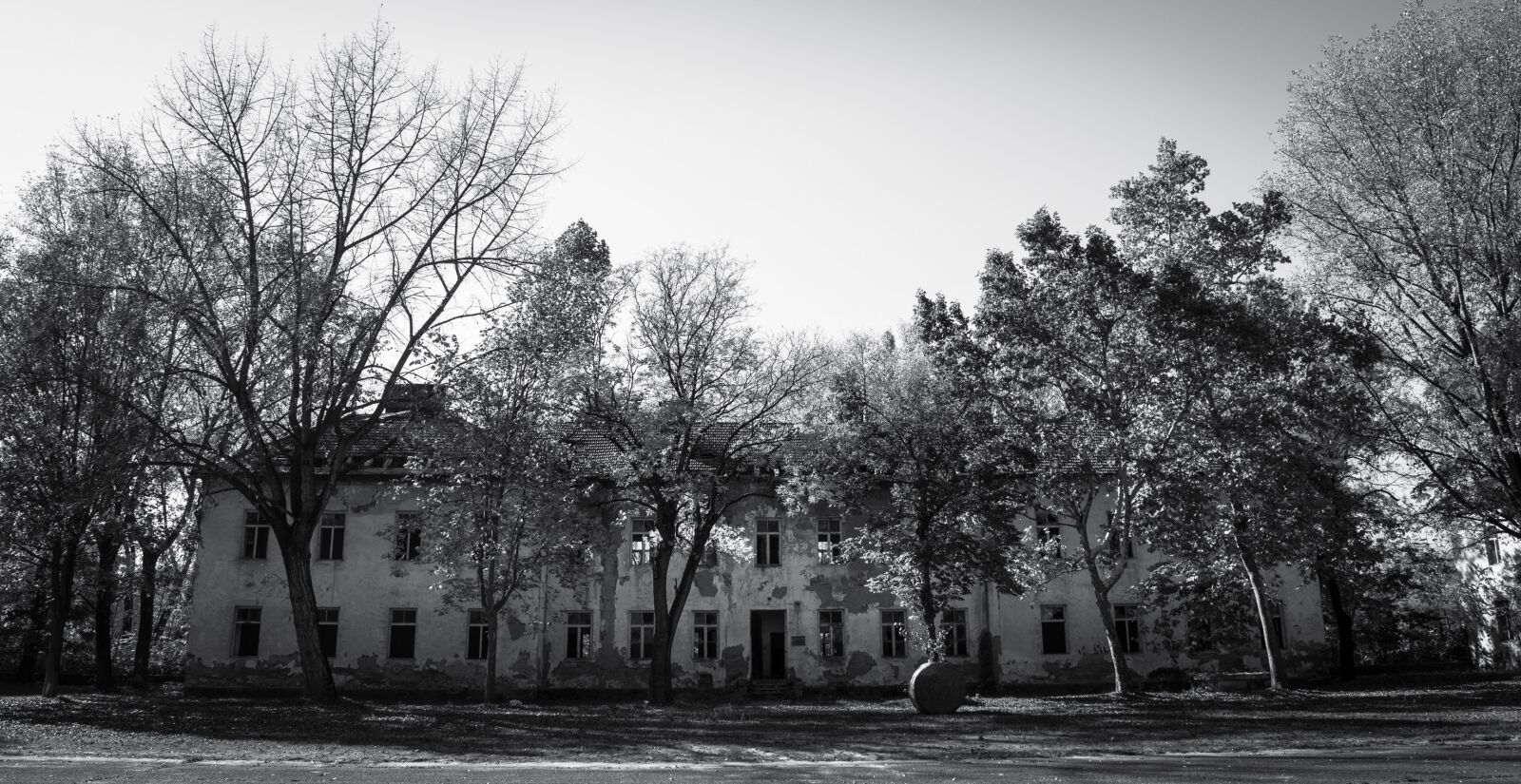 Nikon D3200 sample photo. Ruins, horror, dark photography