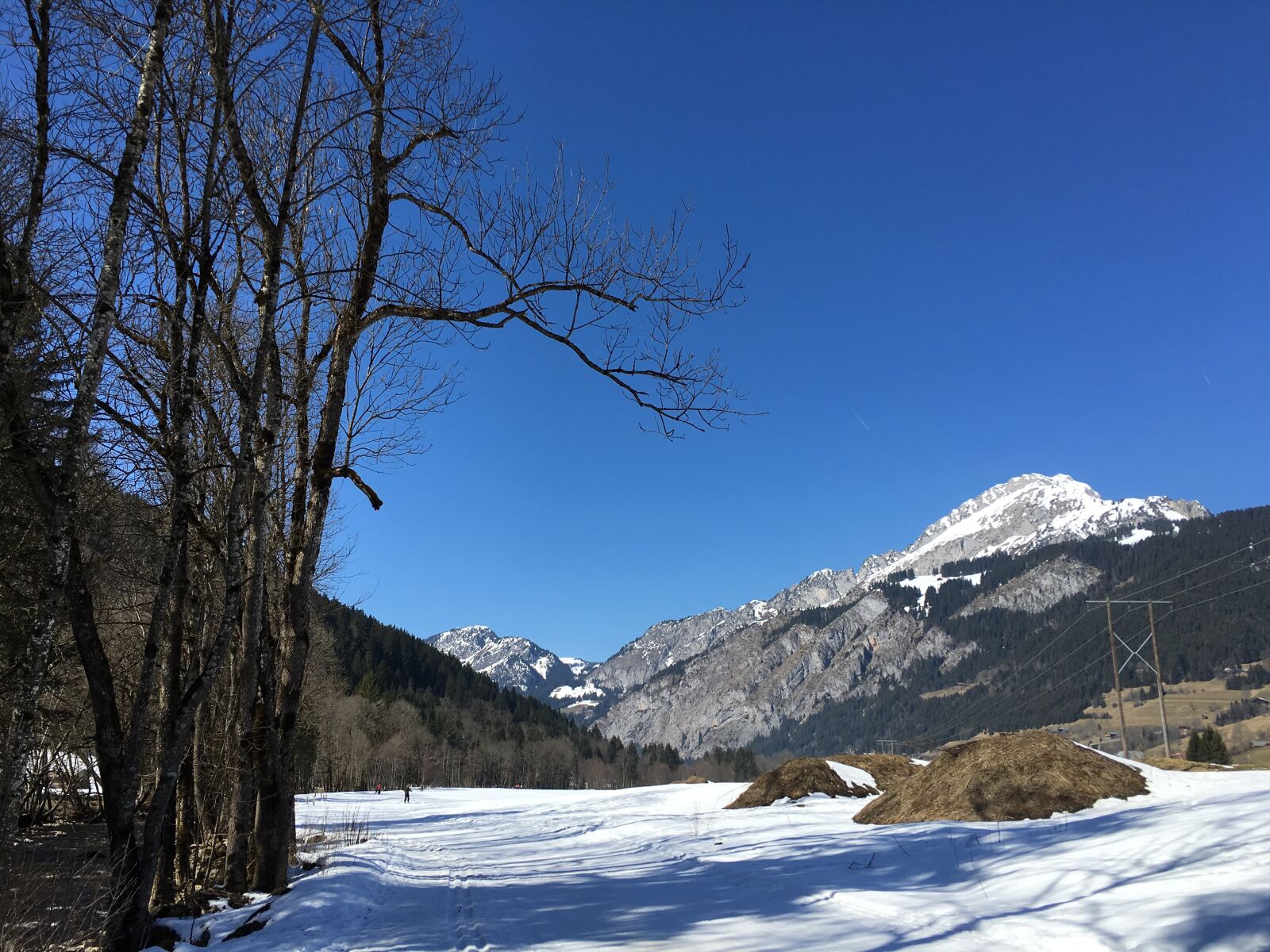 Apple iPhone 6s sample photo. Mountain, sky, blue photography