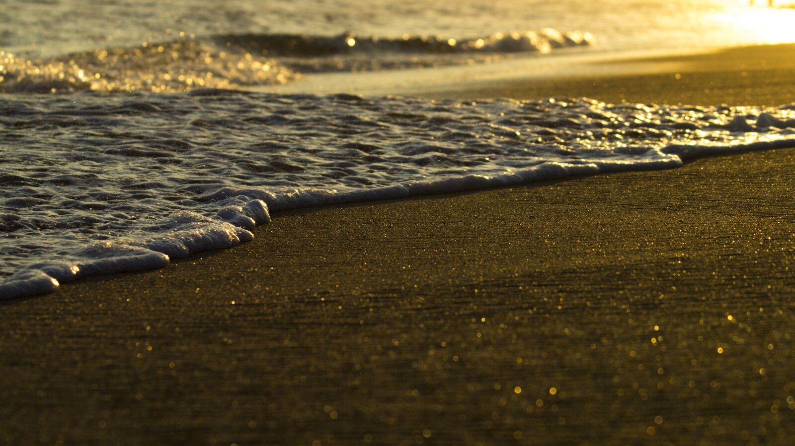 Sony SLT-A58 sample photo. Sand, acapulco, beach photography