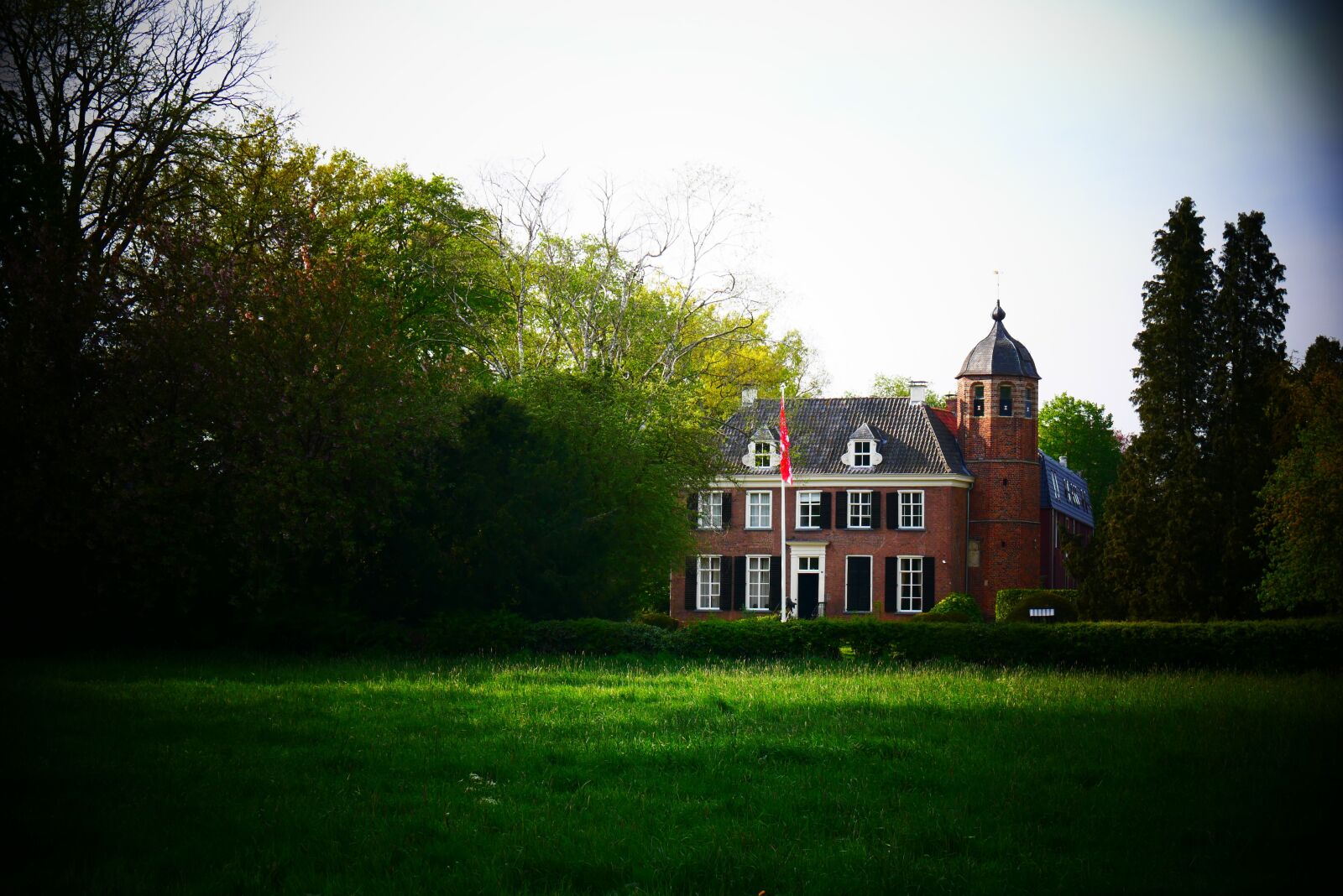 Panasonic Lumix DMC-G85 (Lumix DMC-G80) sample photo. Castle, burg, manor photography