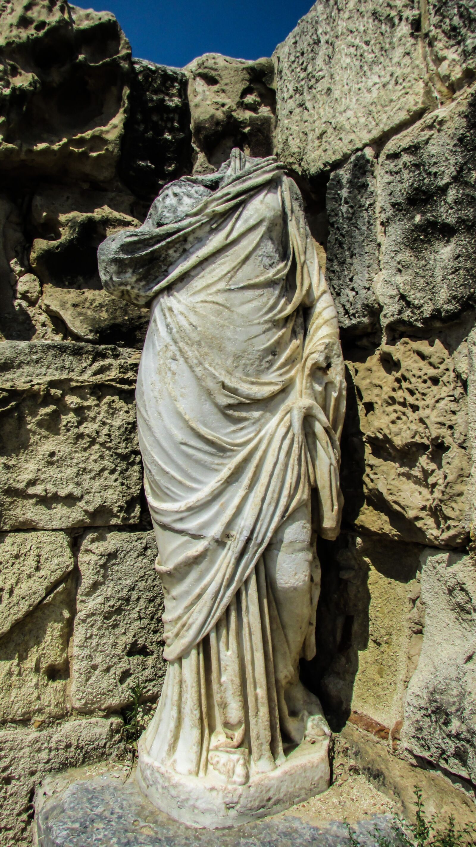 Canon PowerShot SX400 IS sample photo. Cyprus, salamis, statue photography
