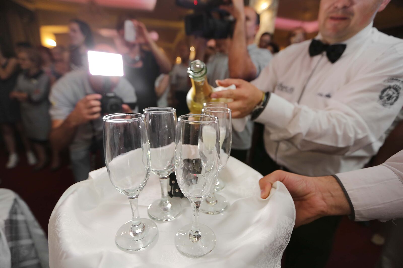 Canon EF 16-35mm F2.8L II USM sample photo. Celebration, ceremony, champagne, white photography