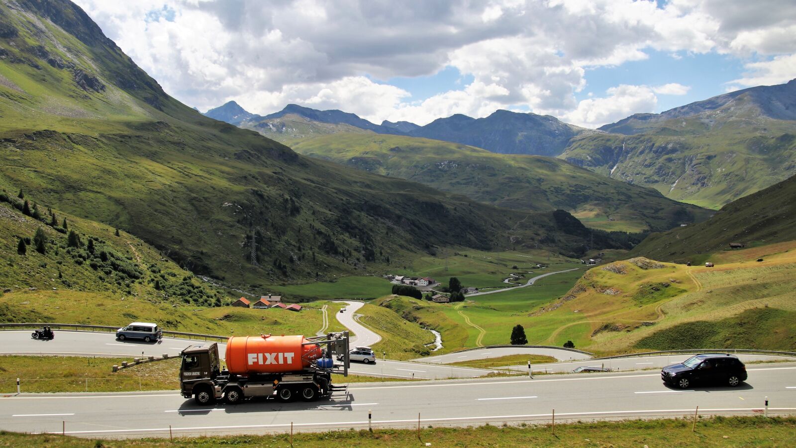 Canon EOS 80D sample photo. The alps, julierpass, highway photography