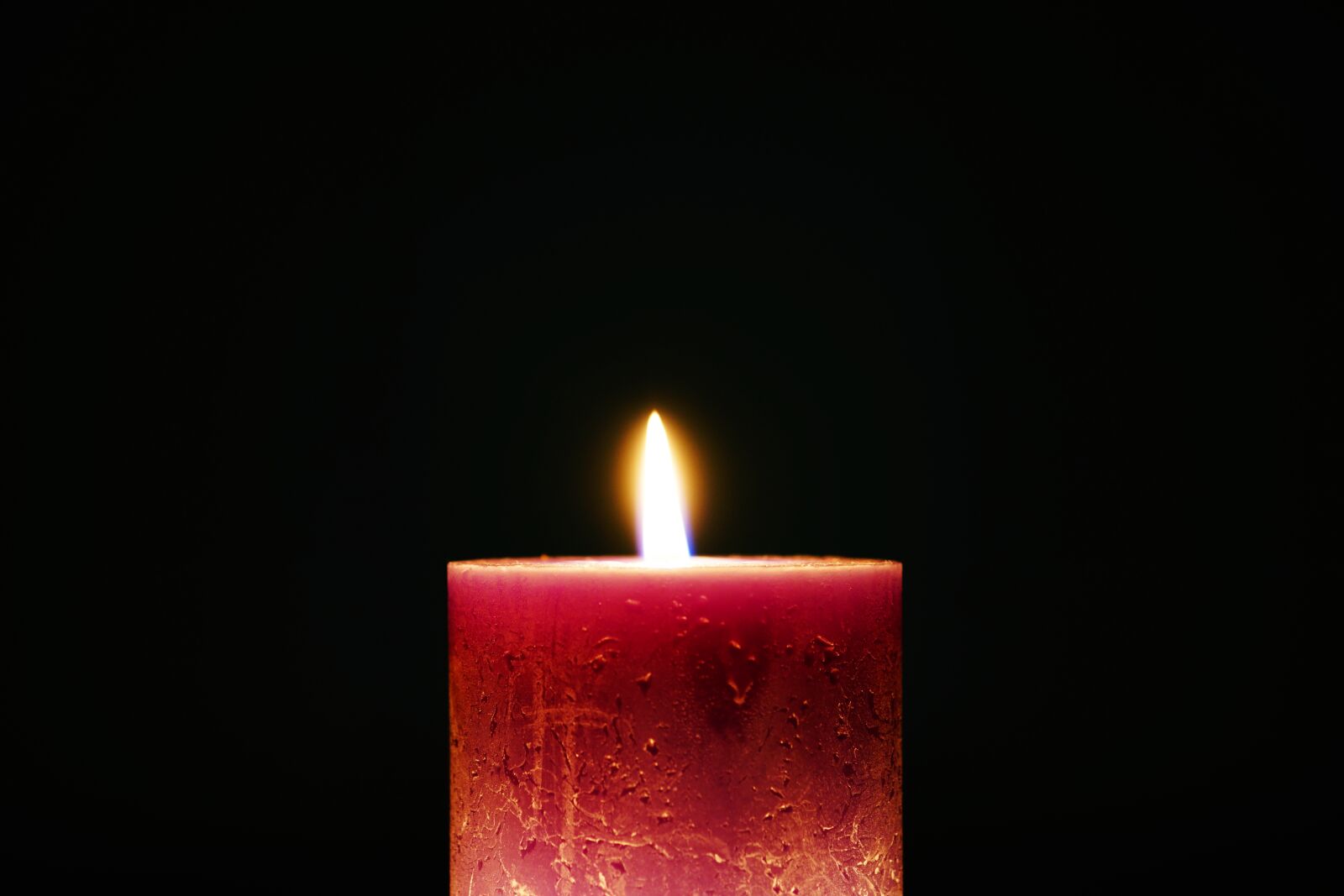 Sony ILCA-77M2 + Sony DT 30mm F2.8 Macro SAM sample photo. Bright, burning, candle, candlelight photography
