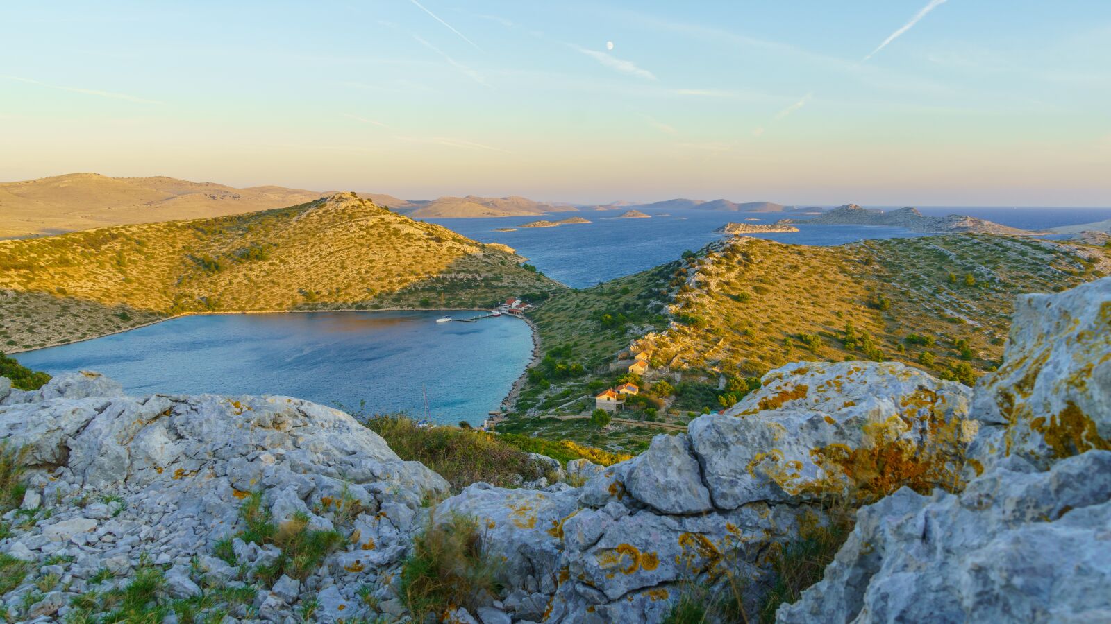 Sony E 18-135mm F3.5-5.6 OSS sample photo. Kornati islands, island group photography