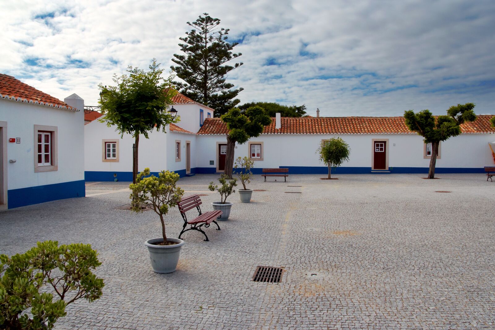 Canon EOS 350D (EOS Digital Rebel XT / EOS Kiss Digital N) sample photo. Porto covo, alentejo, portugal photography